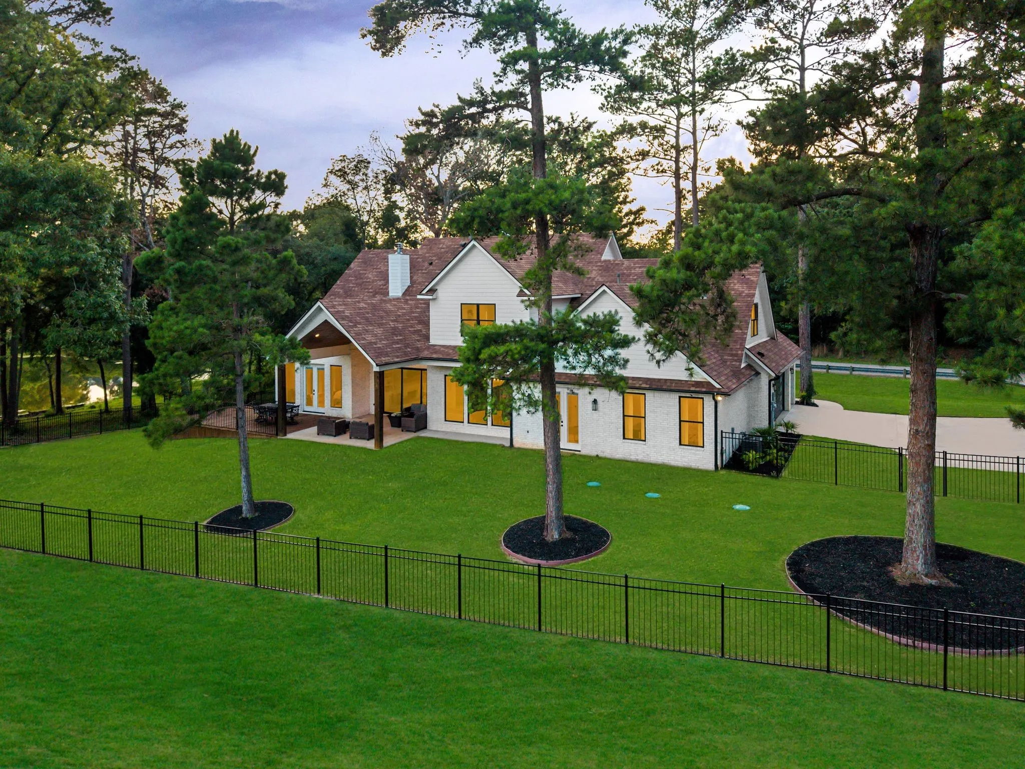 Single Family Residence For Sale in Cherokee County , 1909 County Road 3506, Bullard, Texas 75757, 5 Bedroom, 5 Bathroom, 3 Garage spaces, 3,998 Sqft, built in 2023, mls#21380372, Real Estate Agent in Bullard, Homes For Sale in Cherokee county, Homes For Sale in Bullard, Realtor in Bullard Texas, Real Estate Brokerage Independent Realty Texas, Luminita Cordes Realtor