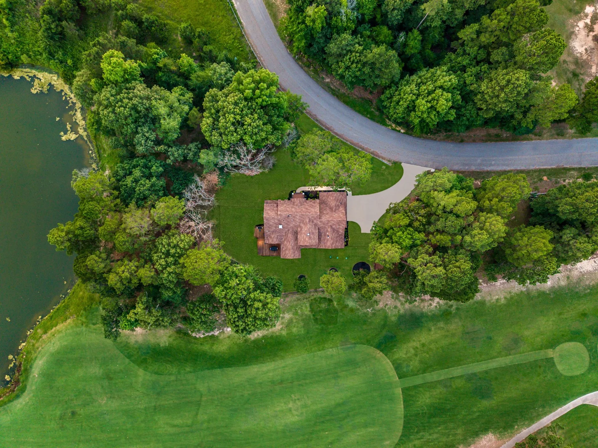 Single Family Residence For Sale in Cherokee County , 1909 County Road 3506, Bullard, Texas 75757, 5 Bedroom, 5 Bathroom, 3 Garage spaces, 3,998 Sqft, built in 2023, mls#21380372, Real Estate Agent in Bullard, Homes For Sale in Cherokee county, Homes For Sale in Bullard, Realtor in Bullard Texas, Real Estate Brokerage Independent Realty Texas, Luminita Cordes Realtor