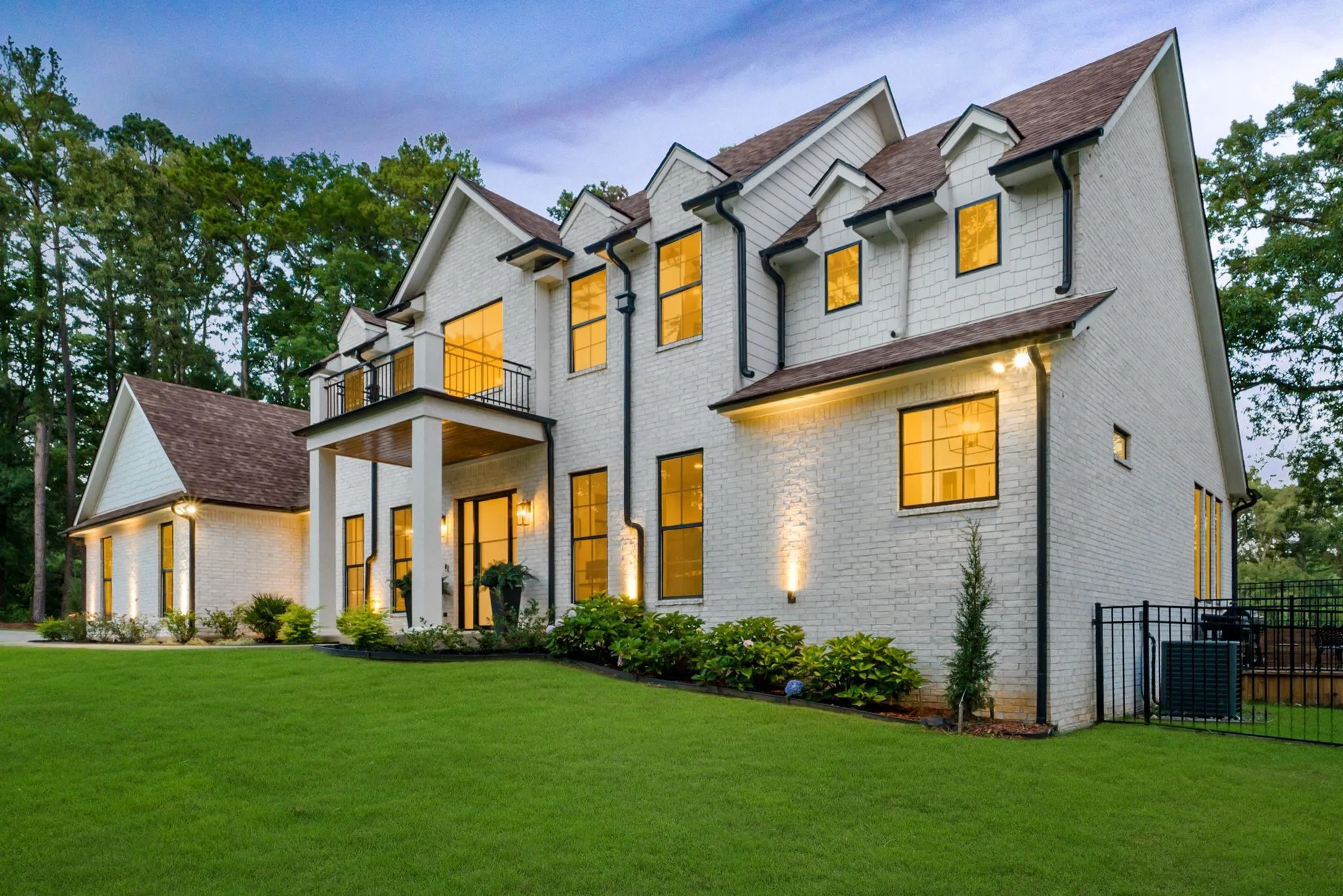 Single Family Residence For Sale in Cherokee County , 1909 County Road 3506, Bullard, Texas 75757, 5 Bedroom, 5 Bathroom, 3 Garage spaces, 3,998 Sqft, built in 2023, mls#21380372, Real Estate Agent in Bullard, Homes For Sale in Cherokee county, Homes For Sale in Bullard, Realtor in Bullard Texas, Real Estate Brokerage Independent Realty Texas, Luminita Cordes Realtor