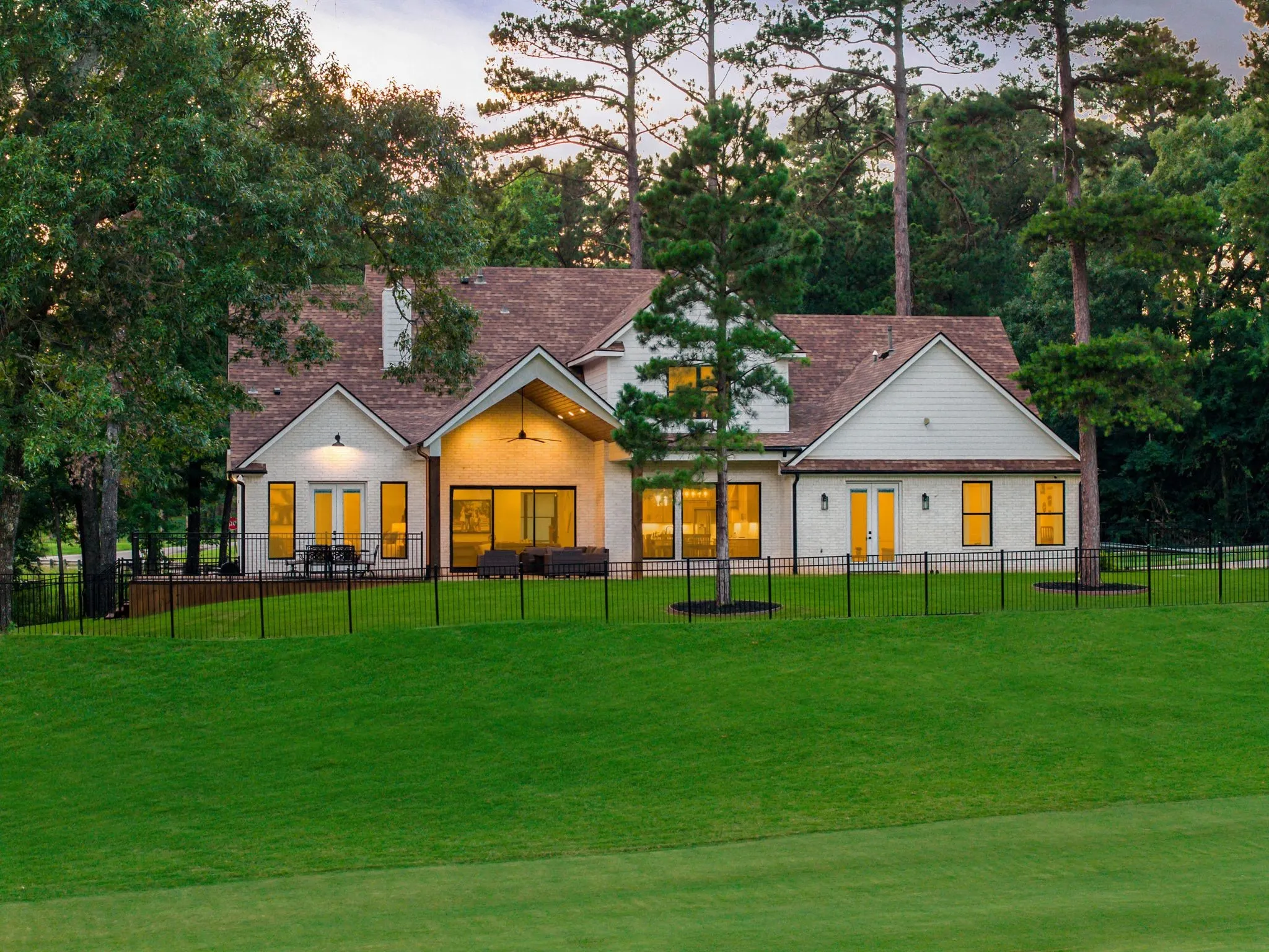 Single Family Residence For Sale in Cherokee County , 1909 County Road 3506, Bullard, Texas 75757, 5 Bedroom, 5 Bathroom, 3 Garage spaces, 3,998 Sqft, built in 2023, mls#21380372, Real Estate Agent in Bullard, Homes For Sale in Cherokee county, Homes For Sale in Bullard, Realtor in Bullard Texas, Real Estate Brokerage Independent Realty Texas, Luminita Cordes Realtor