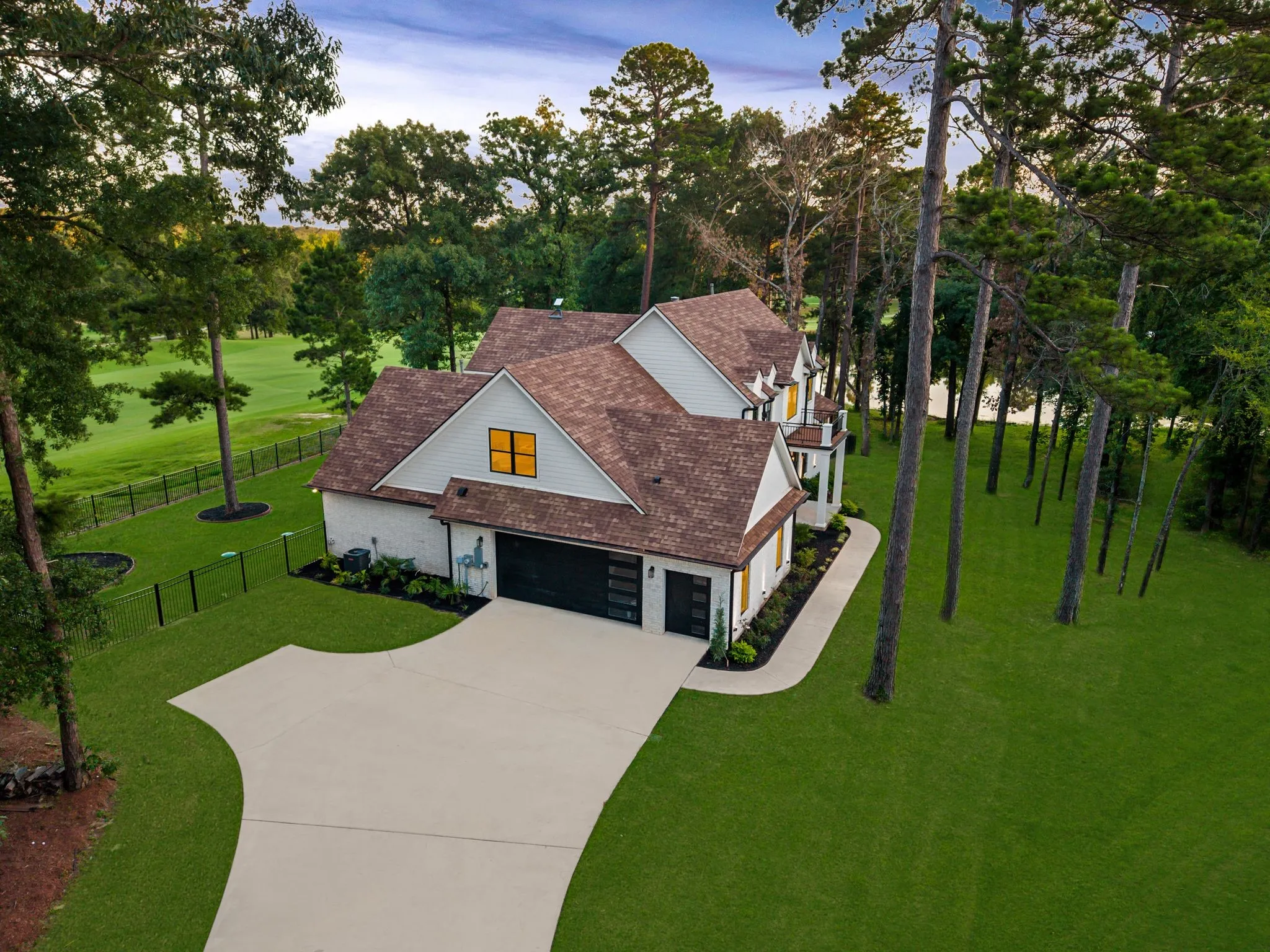 Single Family Residence For Sale in Cherokee County , 1909 County Road 3506, Bullard, Texas 75757, 5 Bedroom, 5 Bathroom, 3 Garage spaces, 3,998 Sqft, built in 2023, mls#21380372, Real Estate Agent in Bullard, Homes For Sale in Cherokee county, Homes For Sale in Bullard, Realtor in Bullard Texas, Real Estate Brokerage Independent Realty Texas, Luminita Cordes Realtor