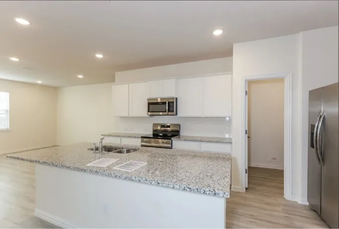 Townhouse For Rent in Tarrant County , 6442 Blue Trail, Arlington, Texas 76001, 3 Bedroom, 3 Bathroom, 1 Garage spaces, 1,661 Sqft, built in 2023, mls#21380385, Real Estate Agent in Arlington, Homes For Rent in Tarrant county, Homes For Rent in Arlington, Realtor in Arlington Texas, Real Estate Brokerage Independent Realty Texas, Luminita Cordes Realtor
