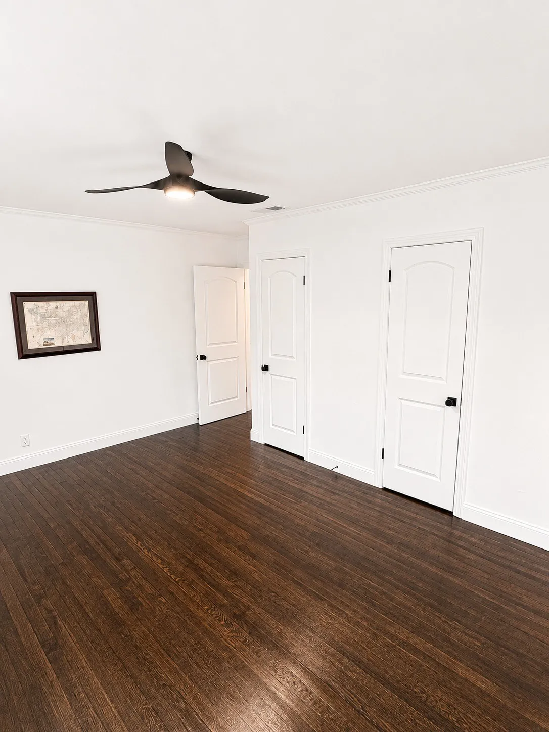 Single Family Residence For Sale in Tarrant County , 220 Sky Acres Drive, Westworth Village, Texas 76114, 2 Bedroom, 1 Bathroom, 1 Garage spaces, 924 Sqft, built in 1952, mls#21380322, Real Estate Agent in Westworth Village, Homes For Sale in Tarrant county, Homes For Sale in Westworth Village, Realtor in Westworth Village Texas, Real Estate Brokerage Independent Realty Texas, Luminita Cordes Realtor