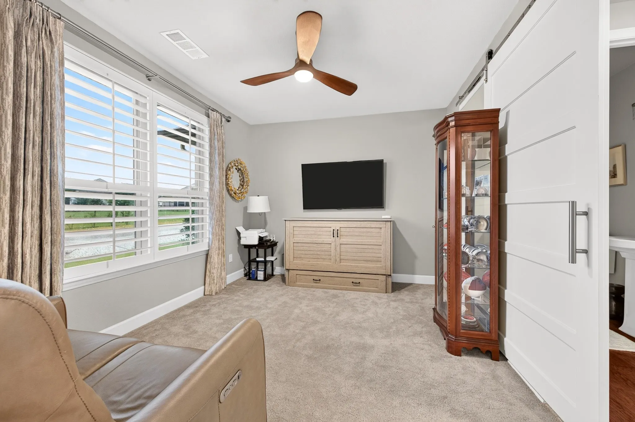 Single Family Residence For Sale in Denton County , 8801 Basanite Avenue, Denton, Texas 76207, 2 Bedroom, 3 Bathroom, 3 Garage spaces, 2,547 Sqft, built in 2022, mls#21379873, Real Estate Agent in Denton, Homes For Sale in Denton county, Homes For Sale in Denton, Realtor in Denton Texas, Real Estate Brokerage Independent Realty Texas, Luminita Cordes Realtor