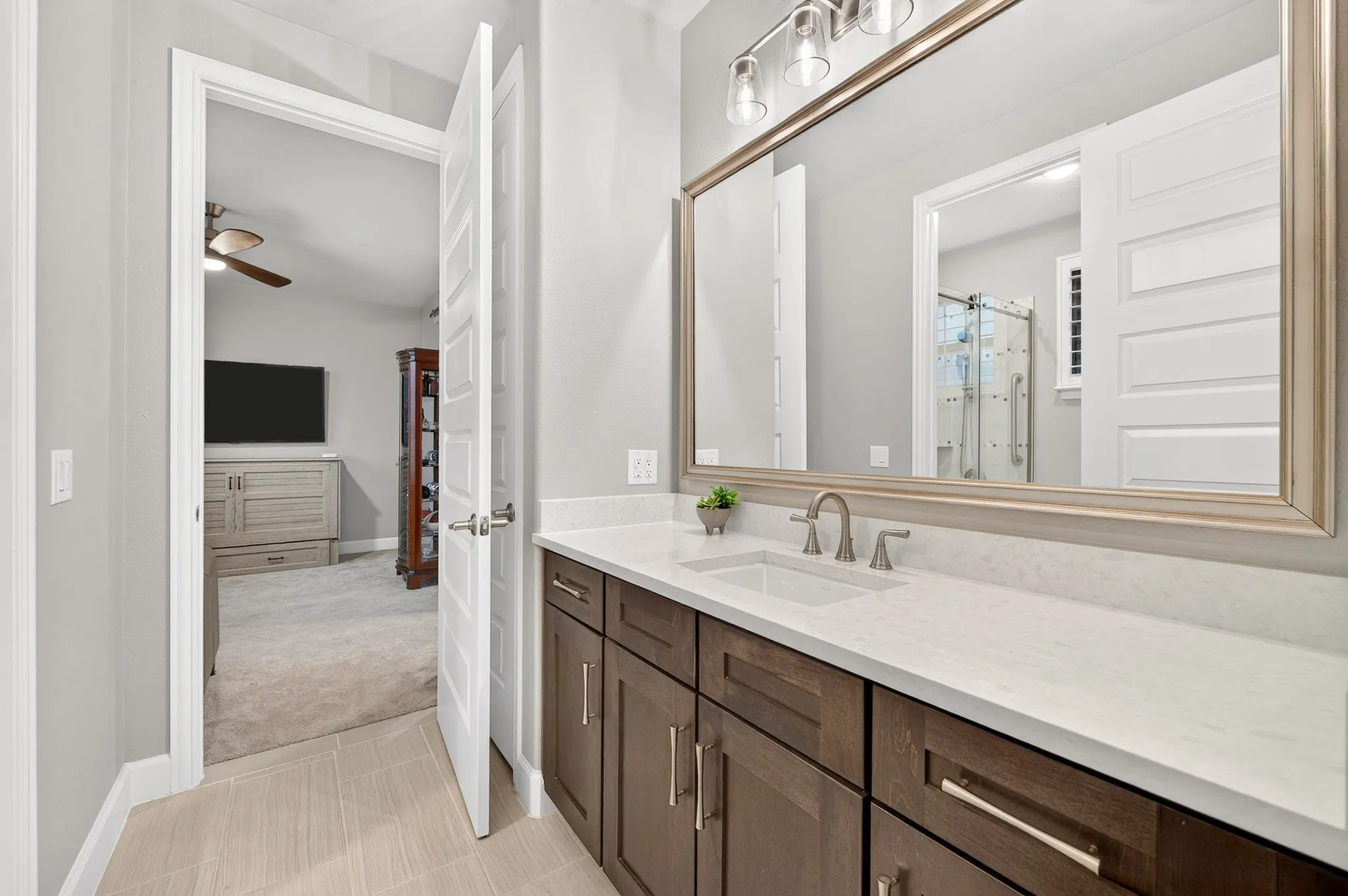 Single Family Residence For Sale in Denton County , 8801 Basanite Avenue, Denton, Texas 76207, 2 Bedroom, 3 Bathroom, 3 Garage spaces, 2,547 Sqft, built in 2022, mls#21379873, Real Estate Agent in Denton, Homes For Sale in Denton county, Homes For Sale in Denton, Realtor in Denton Texas, Real Estate Brokerage Independent Realty Texas, Luminita Cordes Realtor