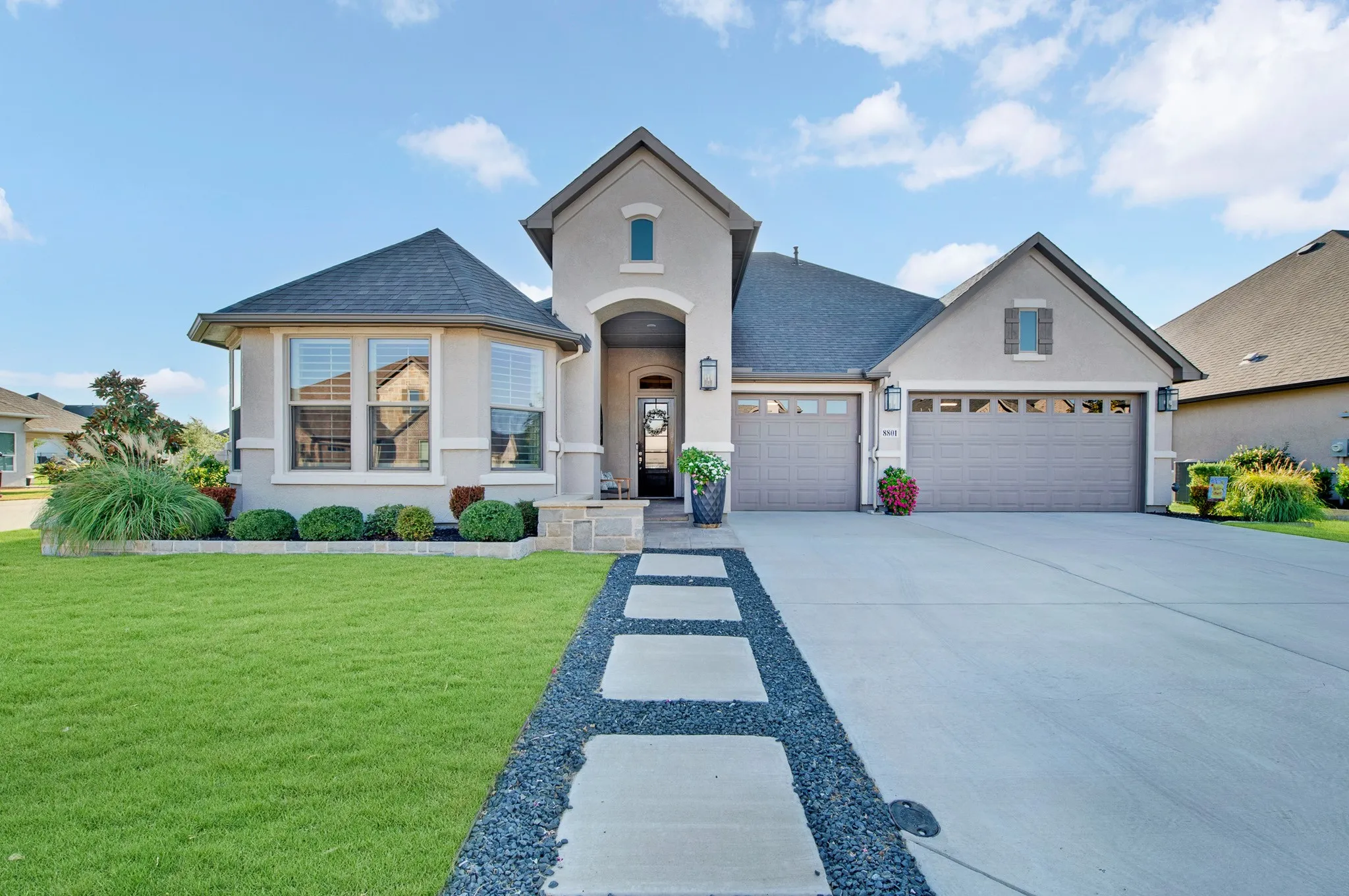Single Family Residence For Sale in Denton County , 8801 Basanite Avenue, Denton, Texas 76207, 2 Bedroom, 3 Bathroom, 3 Garage spaces, 2,547 Sqft, built in 2022, mls#21379873, Real Estate Agent in Denton, Homes For Sale in Denton county, Homes For Sale in Denton, Realtor in Denton Texas, Real Estate Brokerage Independent Realty Texas, Luminita Cordes Realtor