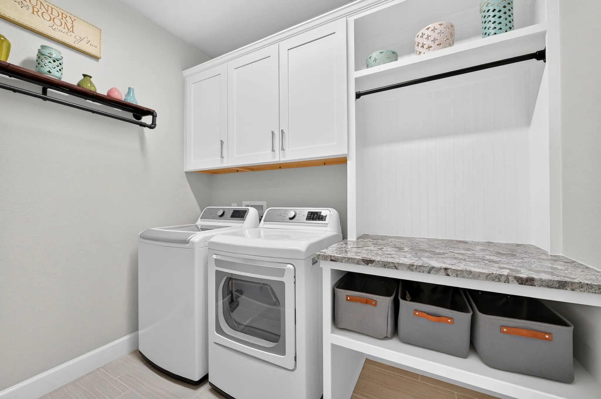 Single Family Residence For Sale in Denton County , 8801 Basanite Avenue, Denton, Texas 76207, 2 Bedroom, 3 Bathroom, 3 Garage spaces, 2,547 Sqft, built in 2022, mls#21379873, Real Estate Agent in Denton, Homes For Sale in Denton county, Homes For Sale in Denton, Realtor in Denton Texas, Real Estate Brokerage Independent Realty Texas, Luminita Cordes Realtor