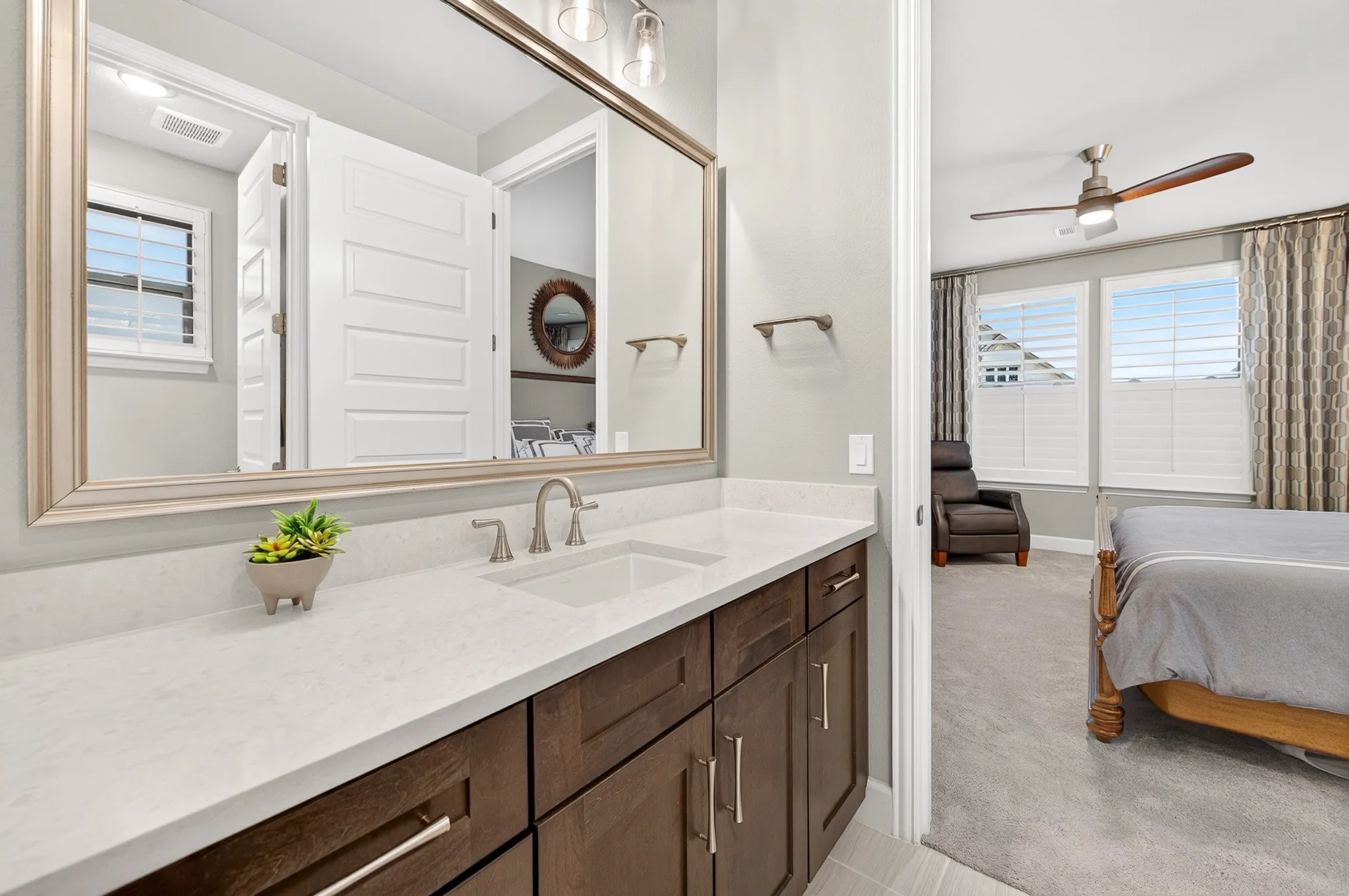 Single Family Residence For Sale in Denton County , 8801 Basanite Avenue, Denton, Texas 76207, 2 Bedroom, 3 Bathroom, 3 Garage spaces, 2,547 Sqft, built in 2022, mls#21379873, Real Estate Agent in Denton, Homes For Sale in Denton county, Homes For Sale in Denton, Realtor in Denton Texas, Real Estate Brokerage Independent Realty Texas, Luminita Cordes Realtor