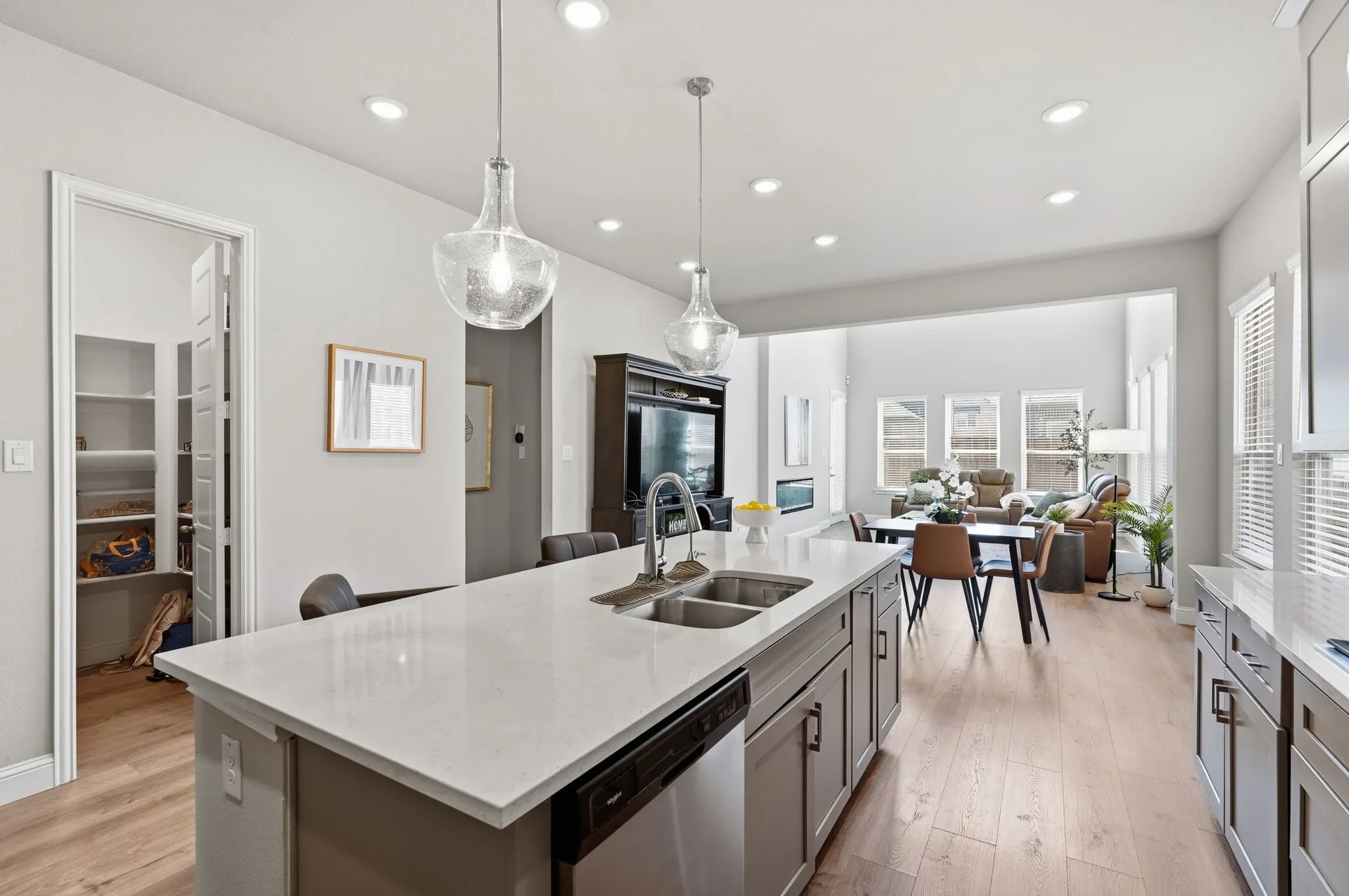 Single Family Residence For Sale in Collin County , 4520 El Paso Drive, Plano, Texas 75024, 4 Bedroom, 4 Bathroom, 2 Garage spaces, 3,018 Sqft, built in 2023, mls#21380156, Real Estate Agent in Plano, Homes For Sale in Collin county, Homes For Sale in Plano, Realtor in Plano Texas, Real Estate Brokerage Independent Realty Texas, Luminita Cordes Realtor