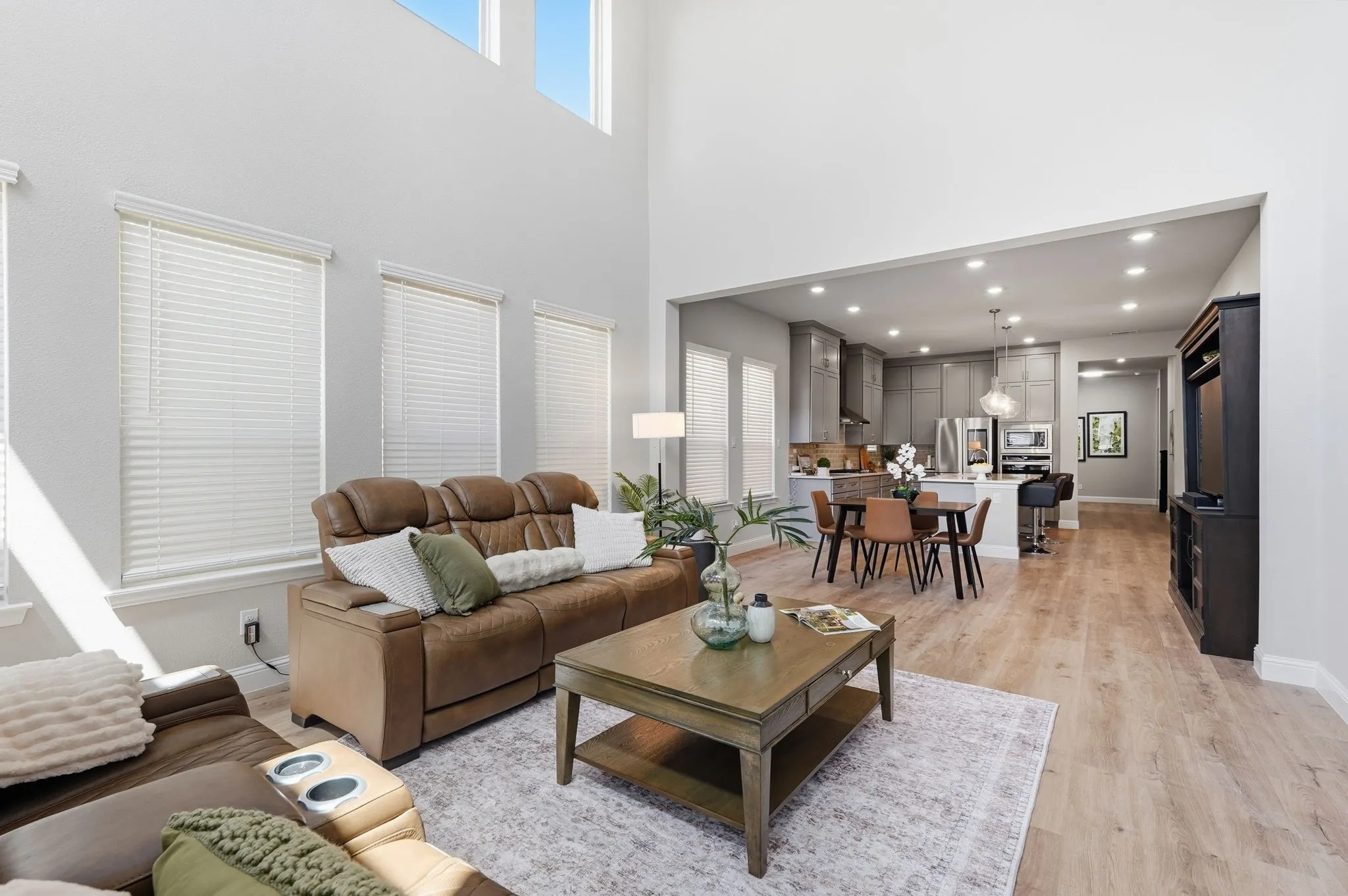 Single Family Residence For Sale in Collin County , 4520 El Paso Drive, Plano, Texas 75024, 4 Bedroom, 4 Bathroom, 2 Garage spaces, 3,018 Sqft, built in 2023, mls#21380156, Real Estate Agent in Plano, Homes For Sale in Collin county, Homes For Sale in Plano, Realtor in Plano Texas, Real Estate Brokerage Independent Realty Texas, Luminita Cordes Realtor