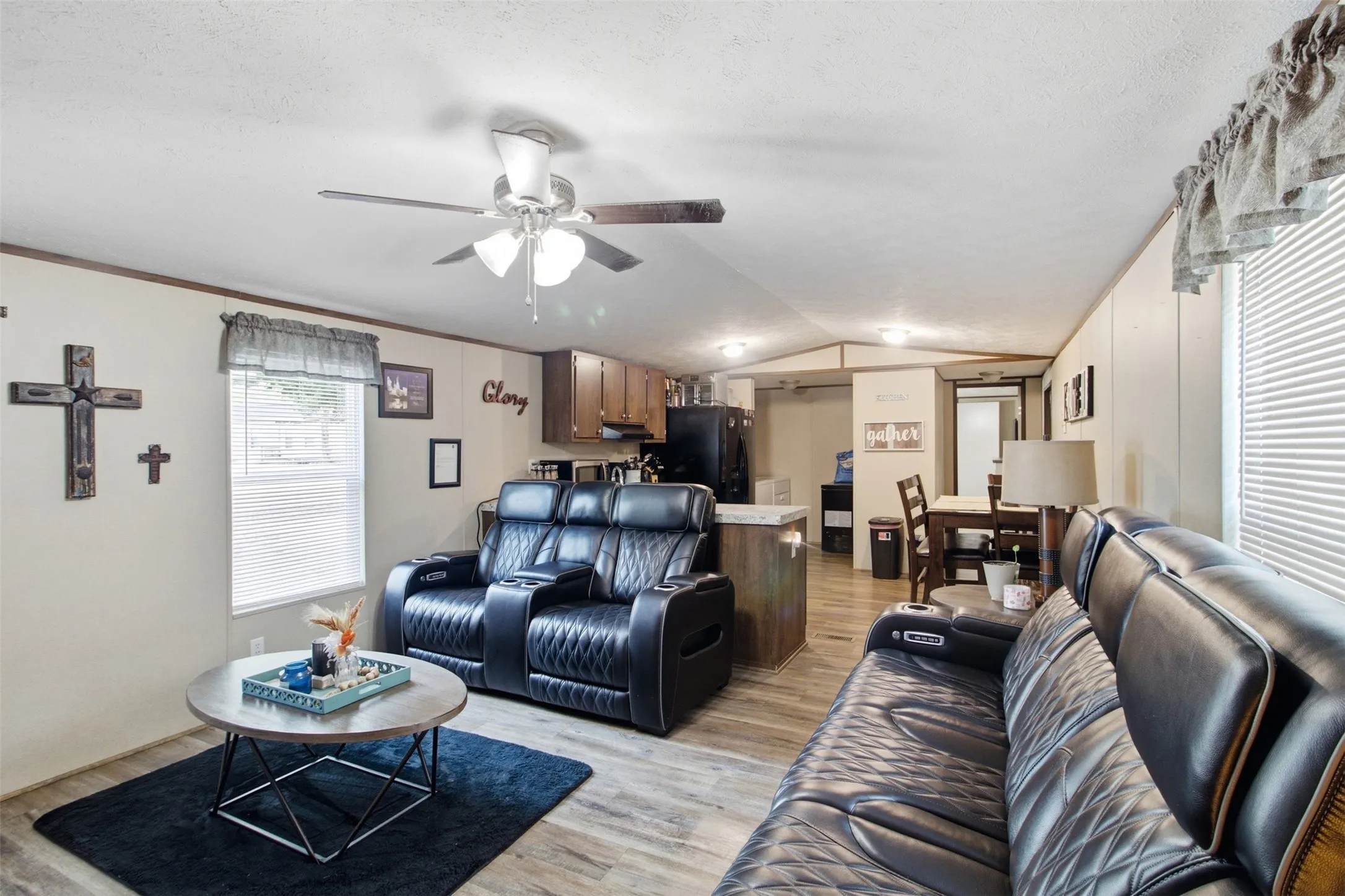 Manufactured Home For Sale in Henderson County , 182 Big Chief Drive, Gun Barrel City, Texas 75156, 2 Bedroom, 2 Bathroom, Garage spaces, 900 Sqft, built in 2018, mls#21372195, Real Estate Agent in Gun Barrel City, Homes For Sale in Henderson county, Homes For Sale in Gun Barrel City, Realtor in Gun Barrel City Texas, Real Estate Brokerage Independent Realty Texas, Luminita Cordes Realtor