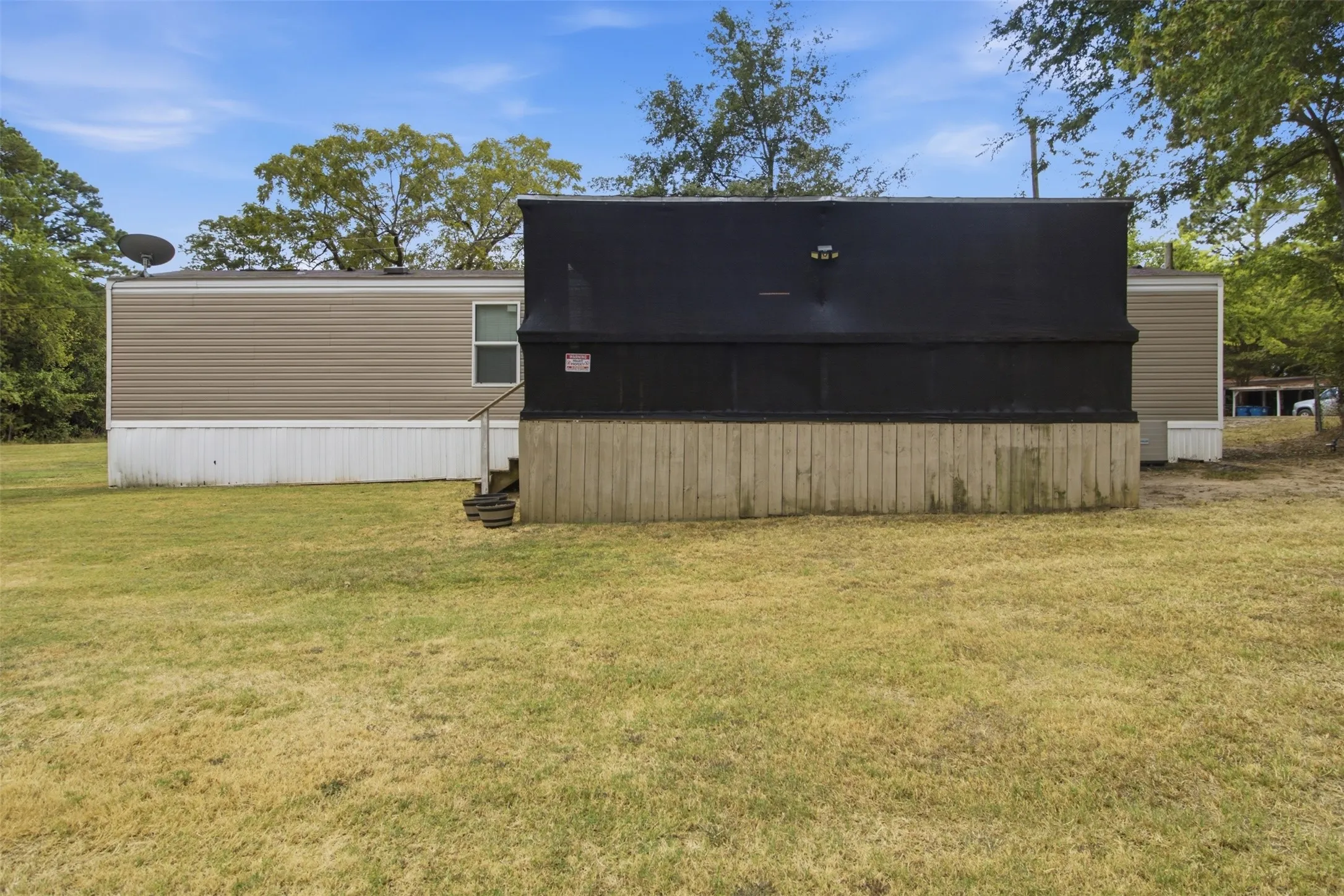 Manufactured Home For Sale in Henderson County , 182 Big Chief Drive, Gun Barrel City, Texas 75156, 2 Bedroom, 2 Bathroom, Garage spaces, 900 Sqft, built in 2018, mls#21372195, Real Estate Agent in Gun Barrel City, Homes For Sale in Henderson county, Homes For Sale in Gun Barrel City, Realtor in Gun Barrel City Texas, Real Estate Brokerage Independent Realty Texas, Luminita Cordes Realtor