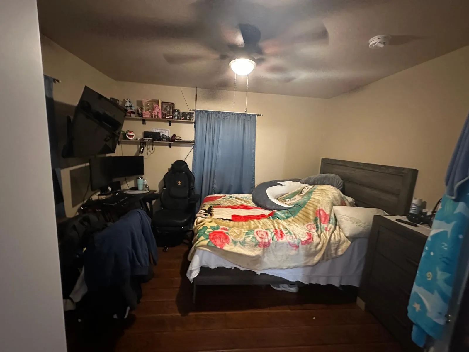 Single Family Residence For Sale in Tarrant County , 2720 Burchill Road, Fort Worth, Texas 76105, 2 Bedroom, 1 Bathroom, Garage spaces, 840 Sqft, built in 1945, mls#21380386, Real Estate Agent in Fort Worth, Homes For Sale in Tarrant county, Homes For Sale in Fort Worth, Realtor in Fort Worth Texas, Real Estate Brokerage Independent Realty Texas, Luminita Cordes Realtor