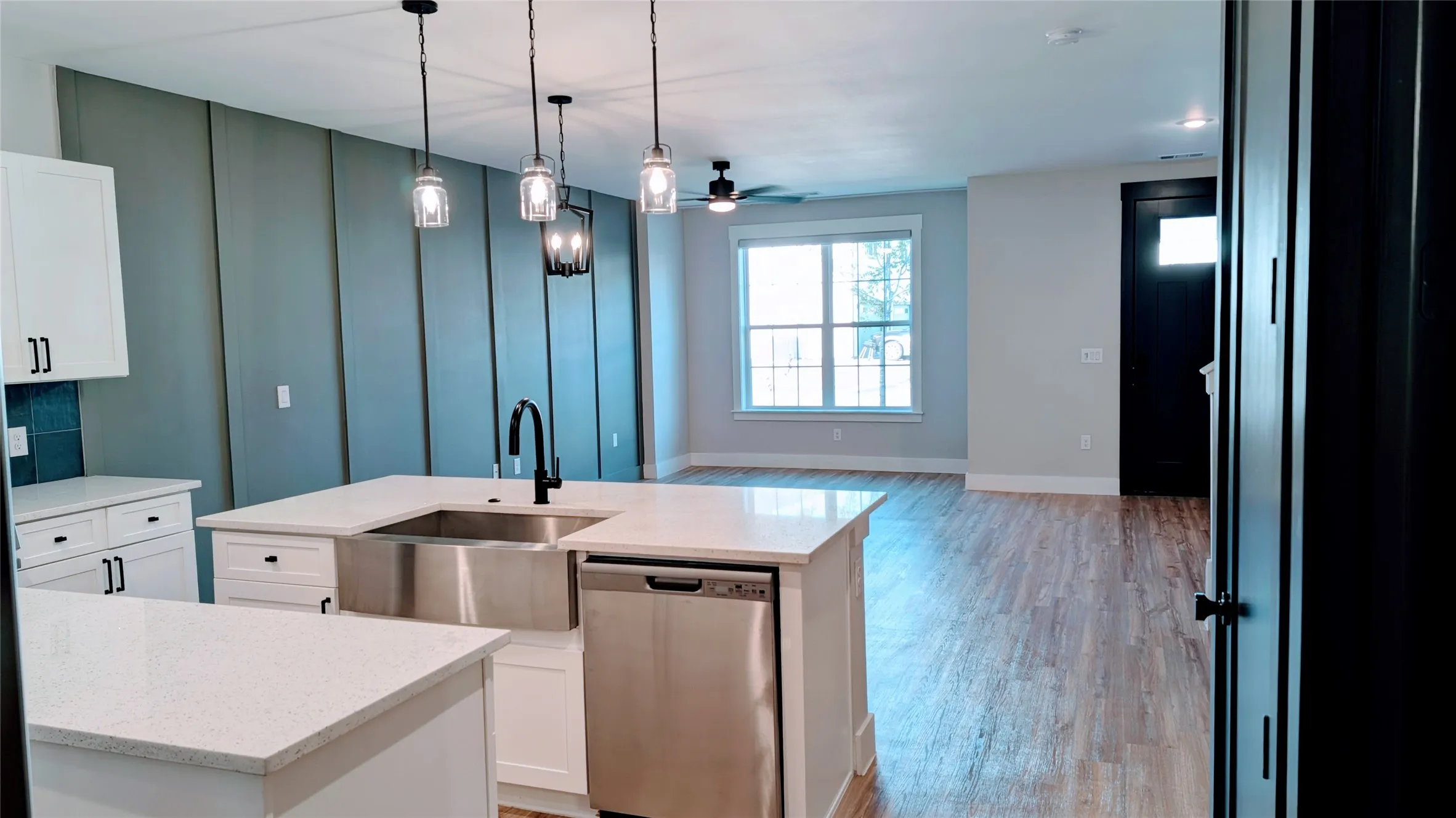 Townhouse For Rent in Collin County , 1602 Palladio Loop, Princeton, Texas 75407, 3 Bedroom, 4 Bathroom, 2 Garage spaces, 1,962 Sqft, built in 2024, mls#21380414, Real Estate Agent in Princeton, Homes For Rent in Collin county, Homes For Rent in Princeton, Realtor in Princeton Texas, Real Estate Brokerage Independent Realty Texas, Luminita Cordes Realtor