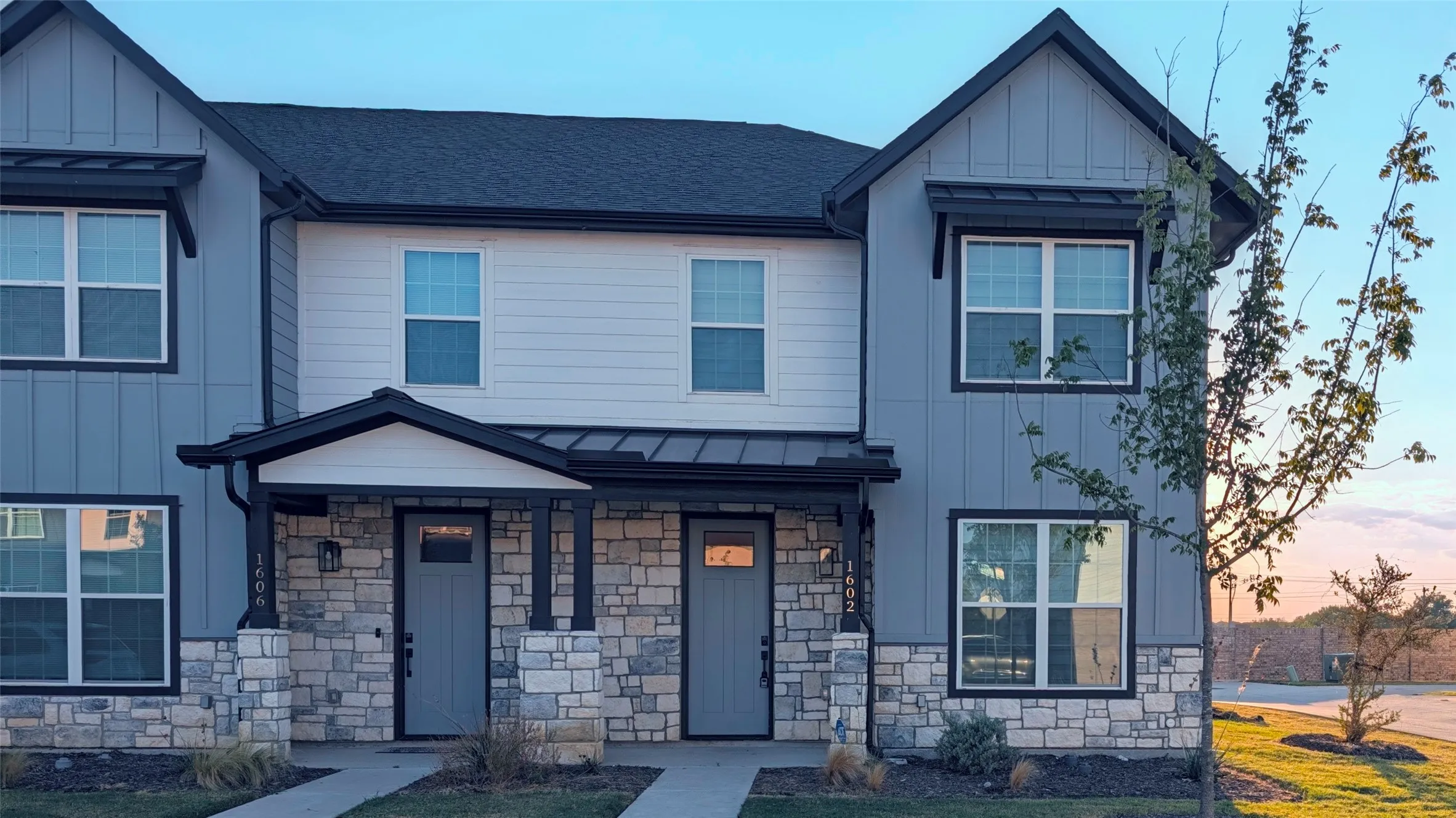 Townhouse For Rent in Collin County , 1602 Palladio Loop, Princeton, Texas 75407, 3 Bedroom, 4 Bathroom, 2 Garage spaces, 1,962 Sqft, built in 2024, mls#21380414, Real Estate Agent in Princeton, Homes For Rent in Collin county, Homes For Rent in Princeton, Realtor in Princeton Texas, Real Estate Brokerage Independent Realty Texas, Luminita Cordes Realtor
