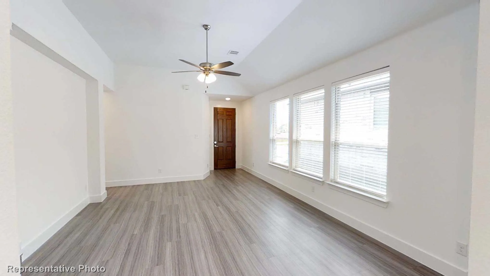 Single Family Residence For Sale in Denton County , 2340 Gray Drive, Northlake, Texas 76247, 3 Bedroom, 2 Bathroom, 2 Garage spaces, 1,611 Sqft, built in 2022, mls#21380423, Real Estate Agent in Northlake, Homes For Sale in Denton county, Homes For Sale in Northlake, Realtor in Northlake Texas, Real Estate Brokerage Independent Realty Texas, Luminita Cordes Realtor