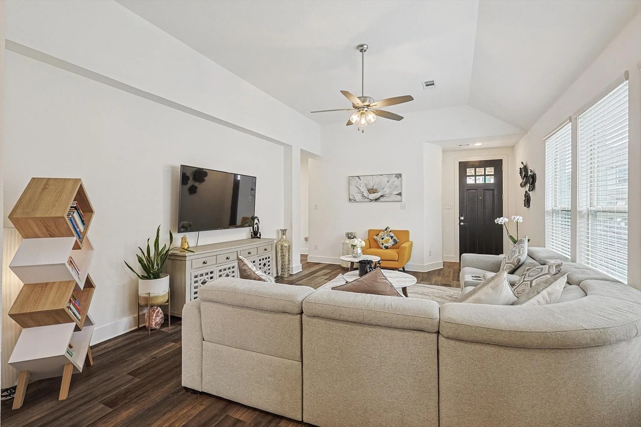 Single Family Residence For Sale in Denton County , 2340 Gray Drive, Northlake, Texas 76247, 3 Bedroom, 2 Bathroom, 2 Garage spaces, 1,611 Sqft, built in 2022, mls#21380423, Real Estate Agent in Northlake, Homes For Sale in Denton county, Homes For Sale in Northlake, Realtor in Northlake Texas, Real Estate Brokerage Independent Realty Texas, Luminita Cordes Realtor