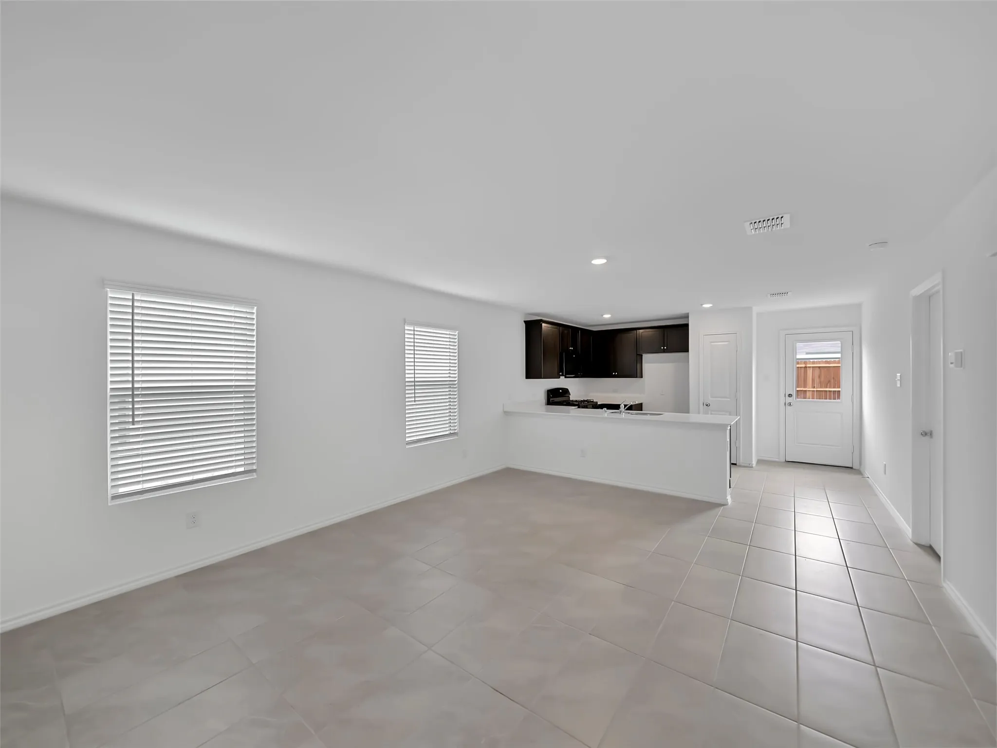 Single Family Residence For Rent in Collin County , 7765 Ruellia Road, Mc Kinney, Texas 75071, 3 Bedroom, 2 Bathroom, 2 Garage spaces, 1,411 Sqft, built in 2022, mls#21380425, Real Estate Agent in Mc Kinney, Homes For Rent in Collin county, Homes For Rent in Mc Kinney, Realtor in Mc Kinney Texas, Real Estate Brokerage Independent Realty Texas, Luminita Cordes Realtor