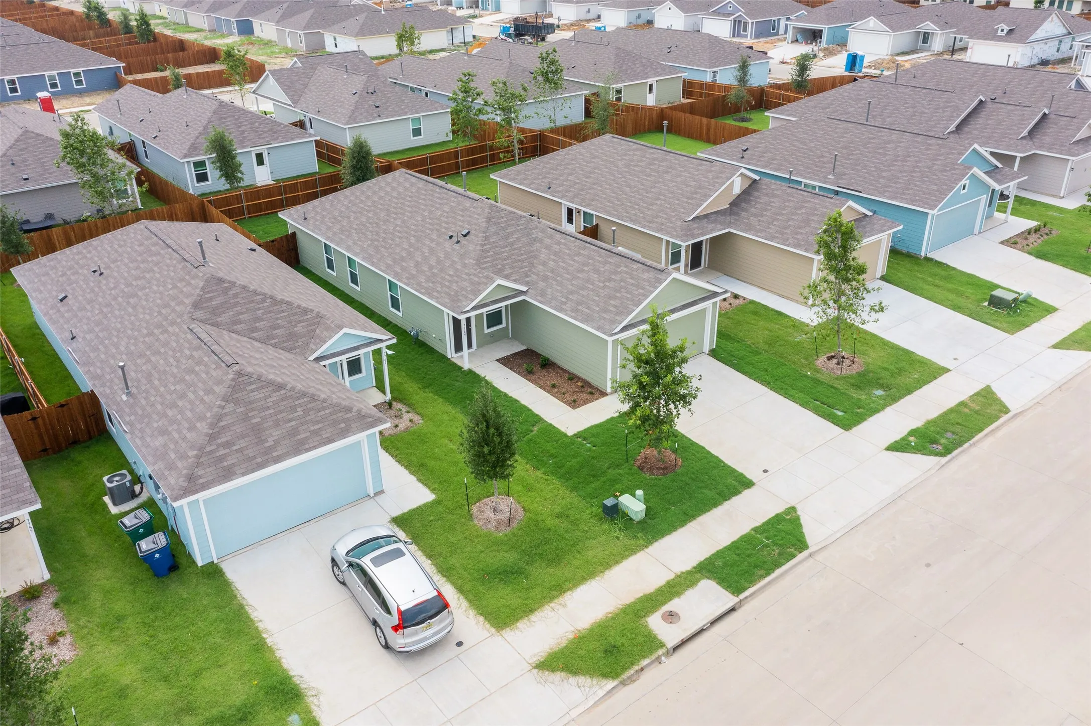 Single Family Residence For Rent in Collin County , 7765 Ruellia Road, Mc Kinney, Texas 75071, 3 Bedroom, 2 Bathroom, 2 Garage spaces, 1,411 Sqft, built in 2022, mls#21380425, Real Estate Agent in Mc Kinney, Homes For Rent in Collin county, Homes For Rent in Mc Kinney, Realtor in Mc Kinney Texas, Real Estate Brokerage Independent Realty Texas, Luminita Cordes Realtor