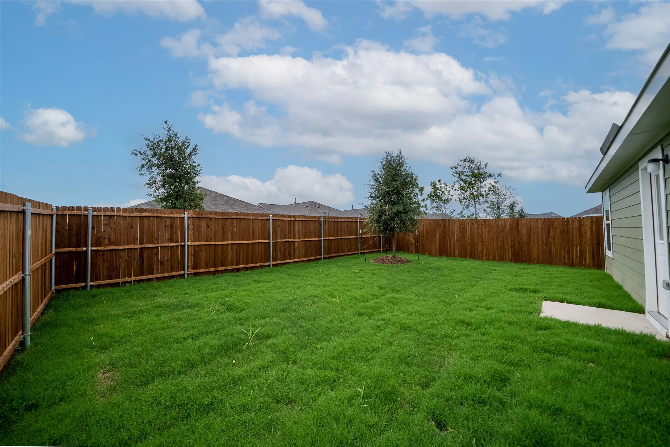 Single Family Residence For Rent in Collin County , 7765 Ruellia Road, Mc Kinney, Texas 75071, 3 Bedroom, 2 Bathroom, 2 Garage spaces, 1,411 Sqft, built in 2022, mls#21380425, Real Estate Agent in Mc Kinney, Homes For Rent in Collin county, Homes For Rent in Mc Kinney, Realtor in Mc Kinney Texas, Real Estate Brokerage Independent Realty Texas, Luminita Cordes Realtor