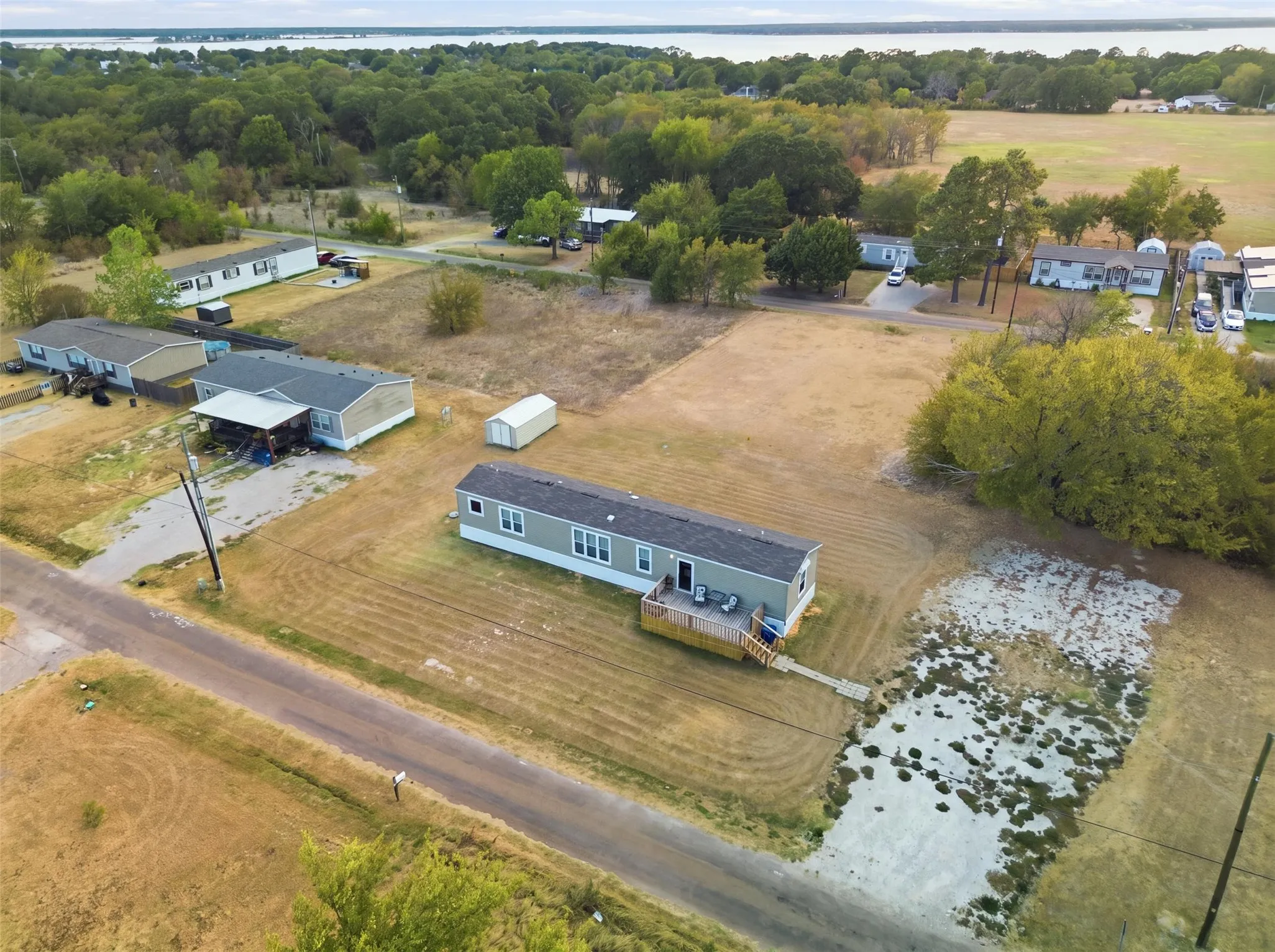 Manufactured Home For Sale in Henderson County , 433 Anchor Lane, Gun Barrel City, Texas 75156, 3 Bedroom, 2 Bathroom, Garage spaces, 1,216 Sqft, built in 2023, mls#21372210, Real Estate Agent in Gun Barrel City, Homes For Sale in Henderson county, Homes For Sale in Gun Barrel City, Realtor in Gun Barrel City Texas, Real Estate Brokerage Independent Realty Texas, Luminita Cordes Realtor