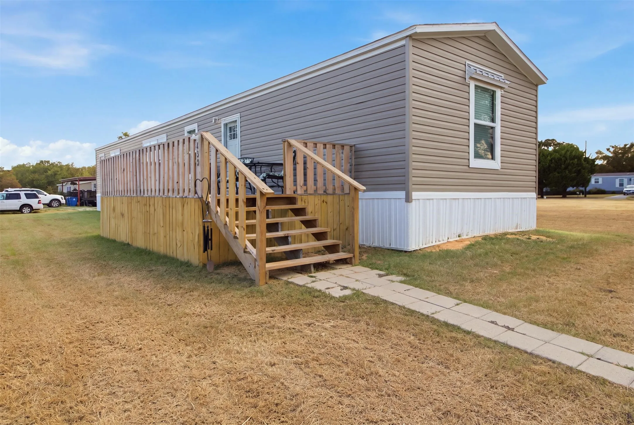 Manufactured Home For Sale in Henderson County , 433 Anchor Lane, Gun Barrel City, Texas 75156, 3 Bedroom, 2 Bathroom, Garage spaces, 1,216 Sqft, built in 2023, mls#21372210, Real Estate Agent in Gun Barrel City, Homes For Sale in Henderson county, Homes For Sale in Gun Barrel City, Realtor in Gun Barrel City Texas, Real Estate Brokerage Independent Realty Texas, Luminita Cordes Realtor