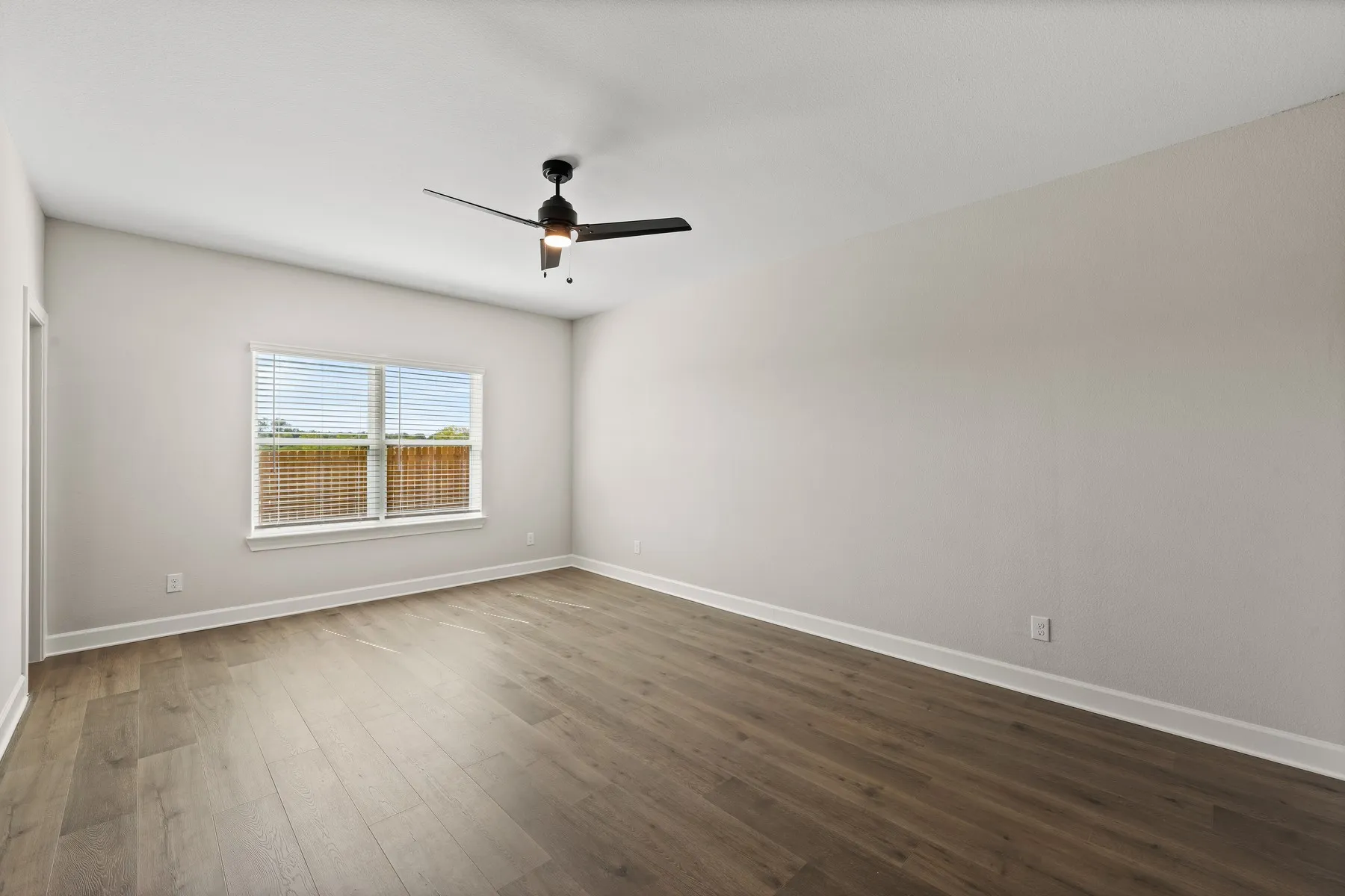 Single Family Residence For Sale in Collin County , 1121 Windermere Way, Princeton, Texas 75407, 5 Bedroom, 3 Bathroom, 2 Garage spaces, 2,523 Sqft, built in 2025, mls#21380431, Real Estate Agent in Princeton, Homes For Sale in Collin county, Homes For Sale in Princeton, Realtor in Princeton Texas, Real Estate Brokerage Independent Realty Texas, Luminita Cordes Realtor