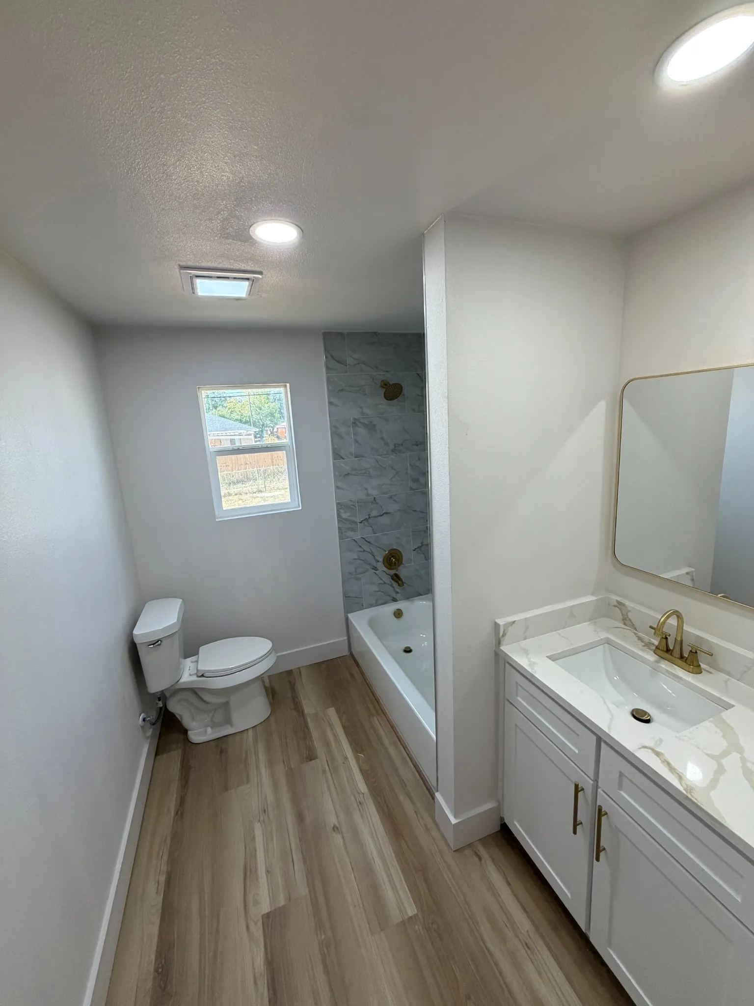 Single Family Residence For Sale in Dallas County , 8706 Reva Street, Dallas, Texas 75227, 3 Bedroom, 2 Bathroom, 2 Garage spaces, 1,590 Sqft, built in 1960, mls#21380428, Real Estate Agent in Dallas, Homes For Sale in Dallas county, Homes For Sale in Dallas, Realtor in Dallas Texas, Real Estate Brokerage Independent Realty Texas, Luminita Cordes Realtor