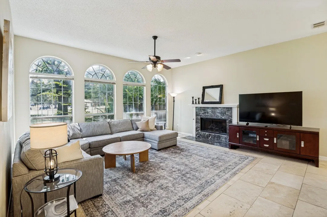 Single Family Residence For Rent in Collin County , 10913 Alexandria Drive, Frisco, Texas 75035, 4 Bedroom, 3 Bathroom, 2 Garage spaces, 3,182 Sqft, built in 1993, mls#21380429, Real Estate Agent in Frisco, Homes For Rent in Collin county, Homes For Rent in Frisco, Realtor in Frisco Texas, Real Estate Brokerage Independent Realty Texas, Luminita Cordes Realtor