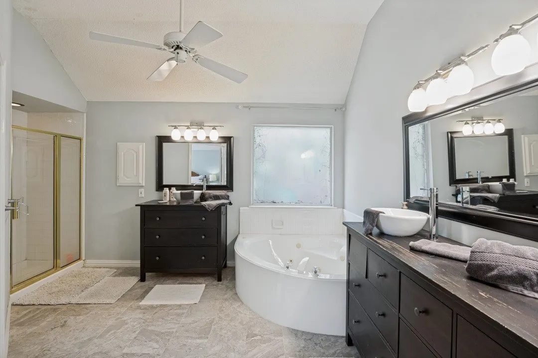 Single Family Residence For Rent in Collin County , 10913 Alexandria Drive, Frisco, Texas 75035, 4 Bedroom, 3 Bathroom, 2 Garage spaces, 3,182 Sqft, built in 1993, mls#21380429, Real Estate Agent in Frisco, Homes For Rent in Collin county, Homes For Rent in Frisco, Realtor in Frisco Texas, Real Estate Brokerage Independent Realty Texas, Luminita Cordes Realtor
