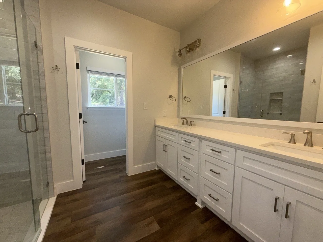 Single Family Residence For Sale in Henderson County , 138 Sunset Drive, Gun Barrel City, Texas 75156, 4 Bedroom, 3 Bathroom, 2 Garage spaces, 2,625 Sqft, built in 2022, mls#21380437, Real Estate Agent in Gun Barrel City, Homes For Sale in Henderson county, Homes For Sale in Gun Barrel City, Realtor in Gun Barrel City Texas, Real Estate Brokerage Independent Realty Texas, Luminita Cordes Realtor