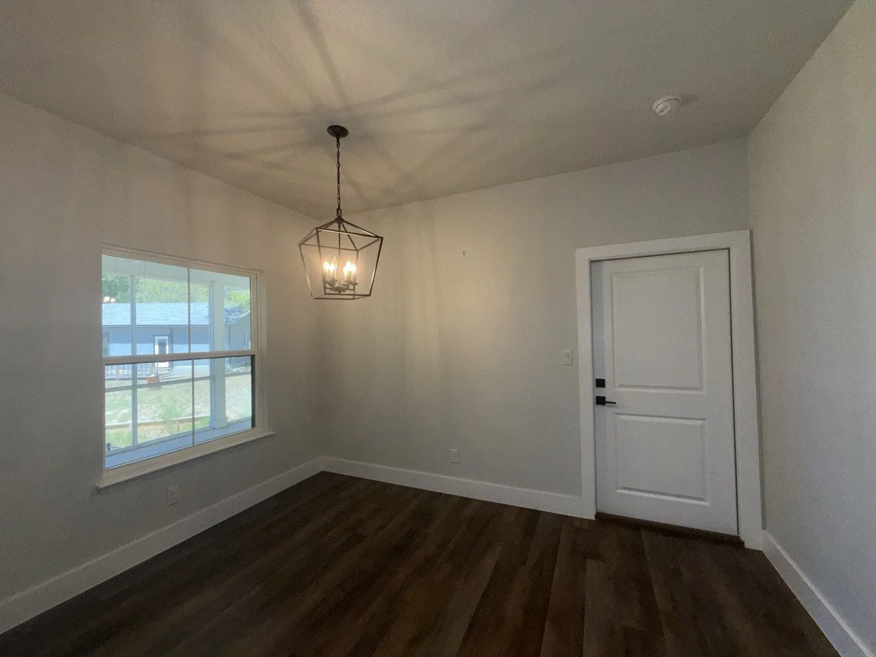 Single Family Residence For Sale in Henderson County , 138 Sunset Drive, Gun Barrel City, Texas 75156, 4 Bedroom, 3 Bathroom, 2 Garage spaces, 2,625 Sqft, built in 2022, mls#21380437, Real Estate Agent in Gun Barrel City, Homes For Sale in Henderson county, Homes For Sale in Gun Barrel City, Realtor in Gun Barrel City Texas, Real Estate Brokerage Independent Realty Texas, Luminita Cordes Realtor