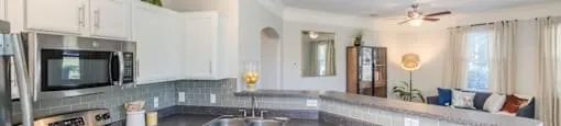 Receive up to 8 Weeks FREE!  1 and 3 Bedrooms Receive 8 Weeks FREE  2 Bedrooms Receive 6 Weeks FREE   *Restrictions apply.