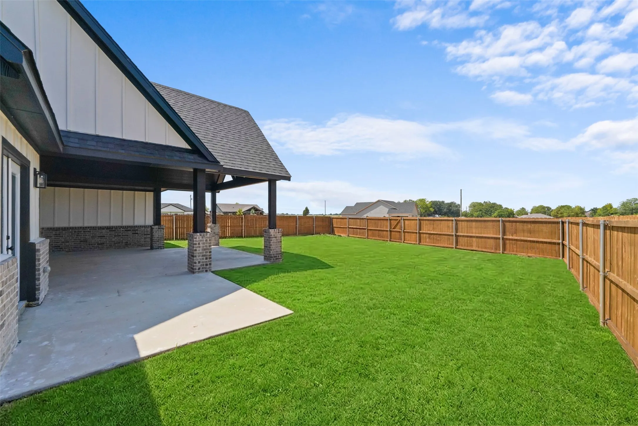 Single Family Residence For Sale in Henderson County , 205 Spade Ranch Road, Trinidad, Texas 75163, 5 Bedroom, 3 Bathroom, 2 Garage spaces, 2,700 Sqft, built in 2026, mls#21377709, Real Estate Agent in Trinidad, Homes For Sale in Henderson county, Homes For Sale in Trinidad, Realtor in Trinidad Texas, Real Estate Brokerage Independent Realty Texas, Luminita Cordes Realtor