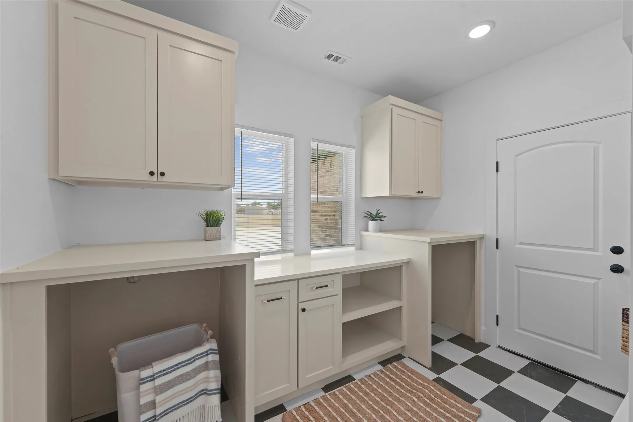 Single Family Residence For Sale in Henderson County , 205 Spade Ranch Road, Trinidad, Texas 75163, 5 Bedroom, 3 Bathroom, 2 Garage spaces, 2,700 Sqft, built in 2026, mls#21377709, Real Estate Agent in Trinidad, Homes For Sale in Henderson county, Homes For Sale in Trinidad, Realtor in Trinidad Texas, Real Estate Brokerage Independent Realty Texas, Luminita Cordes Realtor