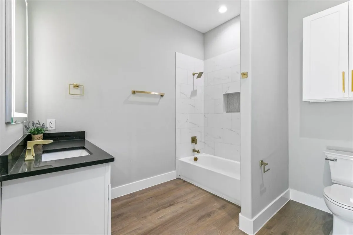 Bathroom #2
