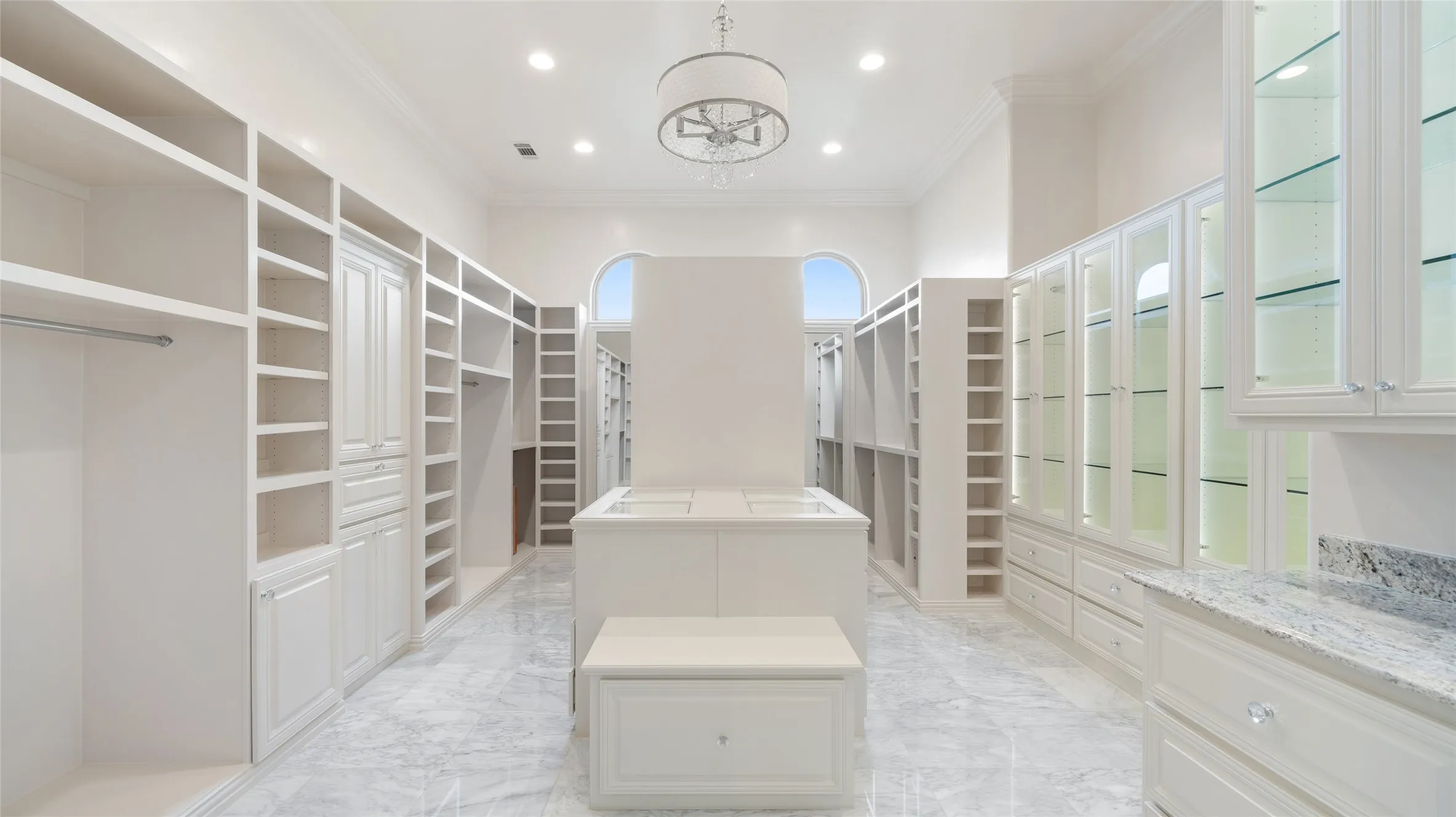 Single Family Residence For Sale in Collin County , 408 Lakeway Drive, Allen, Texas 75013, 5 Bedroom, 6 Bathroom, 4 Garage spaces, 9,628 Sqft, built in 2013, mls#21380377, Real Estate Agent in Allen, Homes For Sale in Collin county, Homes For Sale in Allen, Realtor in Allen Texas, Real Estate Brokerage Independent Realty Texas, Luminita Cordes Realtor