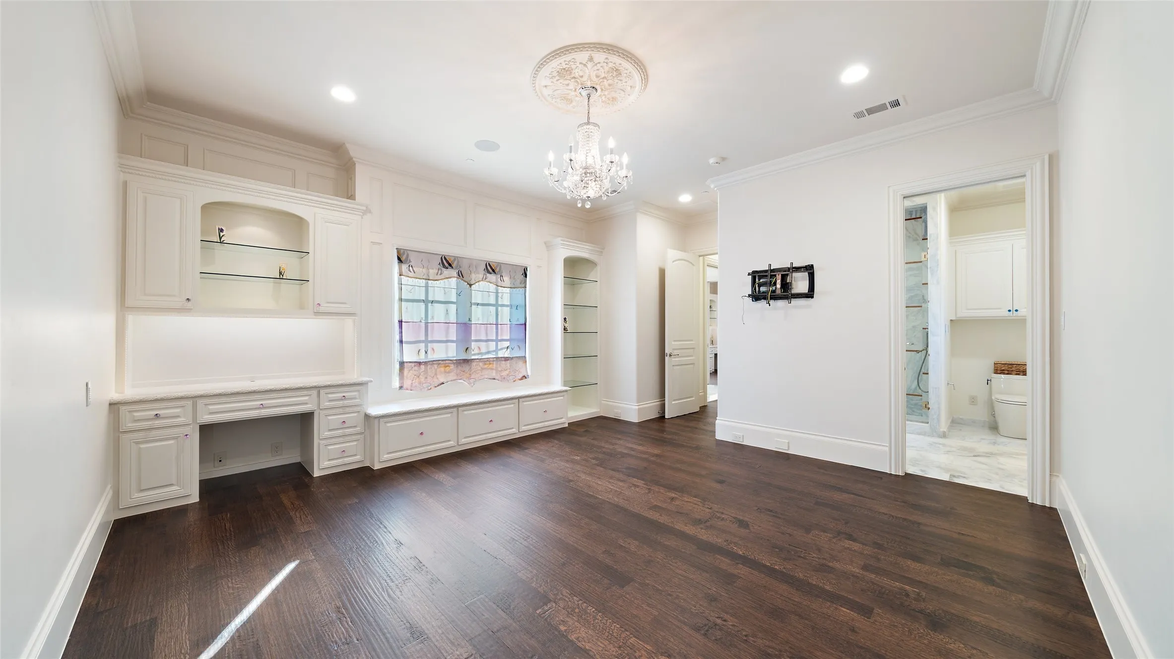 Single Family Residence For Sale in Collin County , 408 Lakeway Drive, Allen, Texas 75013, 5 Bedroom, 6 Bathroom, 4 Garage spaces, 9,628 Sqft, built in 2013, mls#21380377, Real Estate Agent in Allen, Homes For Sale in Collin county, Homes For Sale in Allen, Realtor in Allen Texas, Real Estate Brokerage Independent Realty Texas, Luminita Cordes Realtor