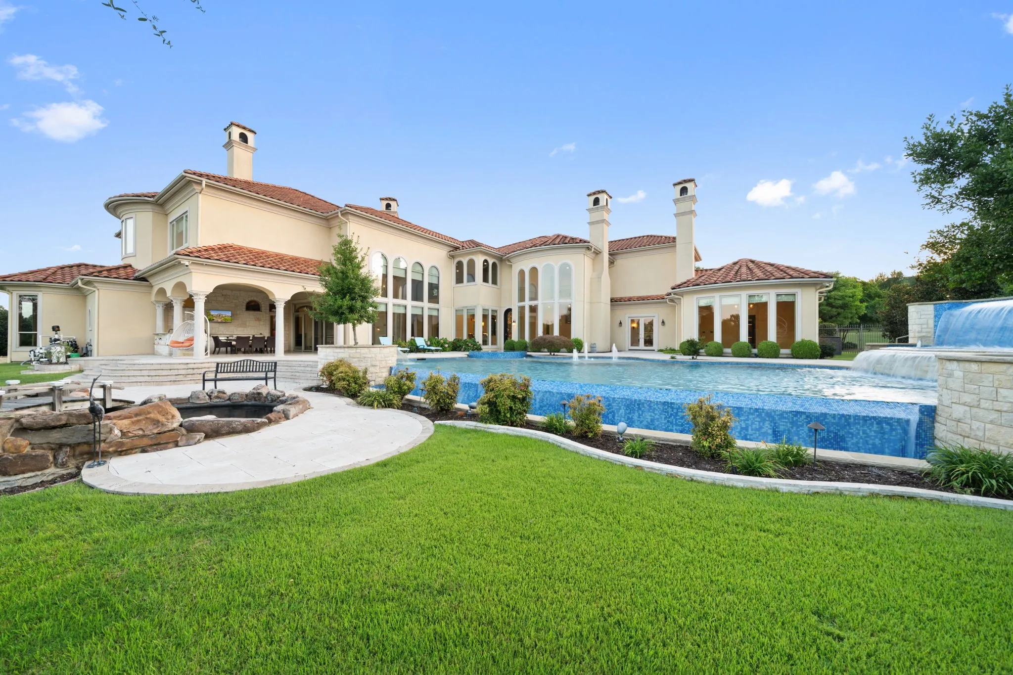 Single Family Residence For Sale in Collin County , 408 Lakeway Drive, Allen, Texas 75013, 5 Bedroom, 6 Bathroom, 4 Garage spaces, 9,628 Sqft, built in 2013, mls#21380377, Real Estate Agent in Allen, Homes For Sale in Collin county, Homes For Sale in Allen, Realtor in Allen Texas, Real Estate Brokerage Independent Realty Texas, Luminita Cordes Realtor