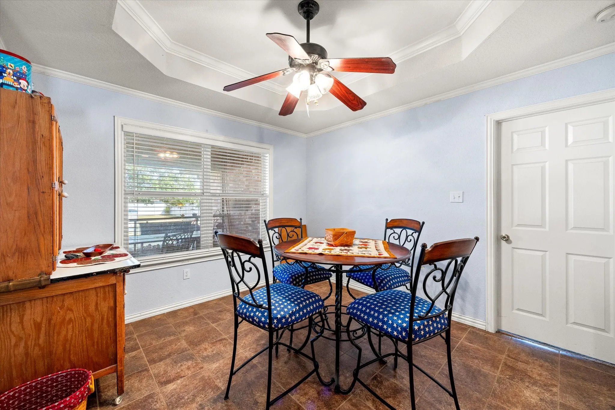 Single Family Residence For Sale in Hood County , 612 Parker Lane, Granbury, Texas 76048, 3 Bedroom, 2 Bathroom, 2 Garage spaces, 1,973 Sqft, built in 2006, mls#21380450, Real Estate Agent in Granbury, Homes For Sale in Hood county, Homes For Sale in Granbury, Realtor in Granbury Texas, Real Estate Brokerage Independent Realty Texas, Luminita Cordes Realtor