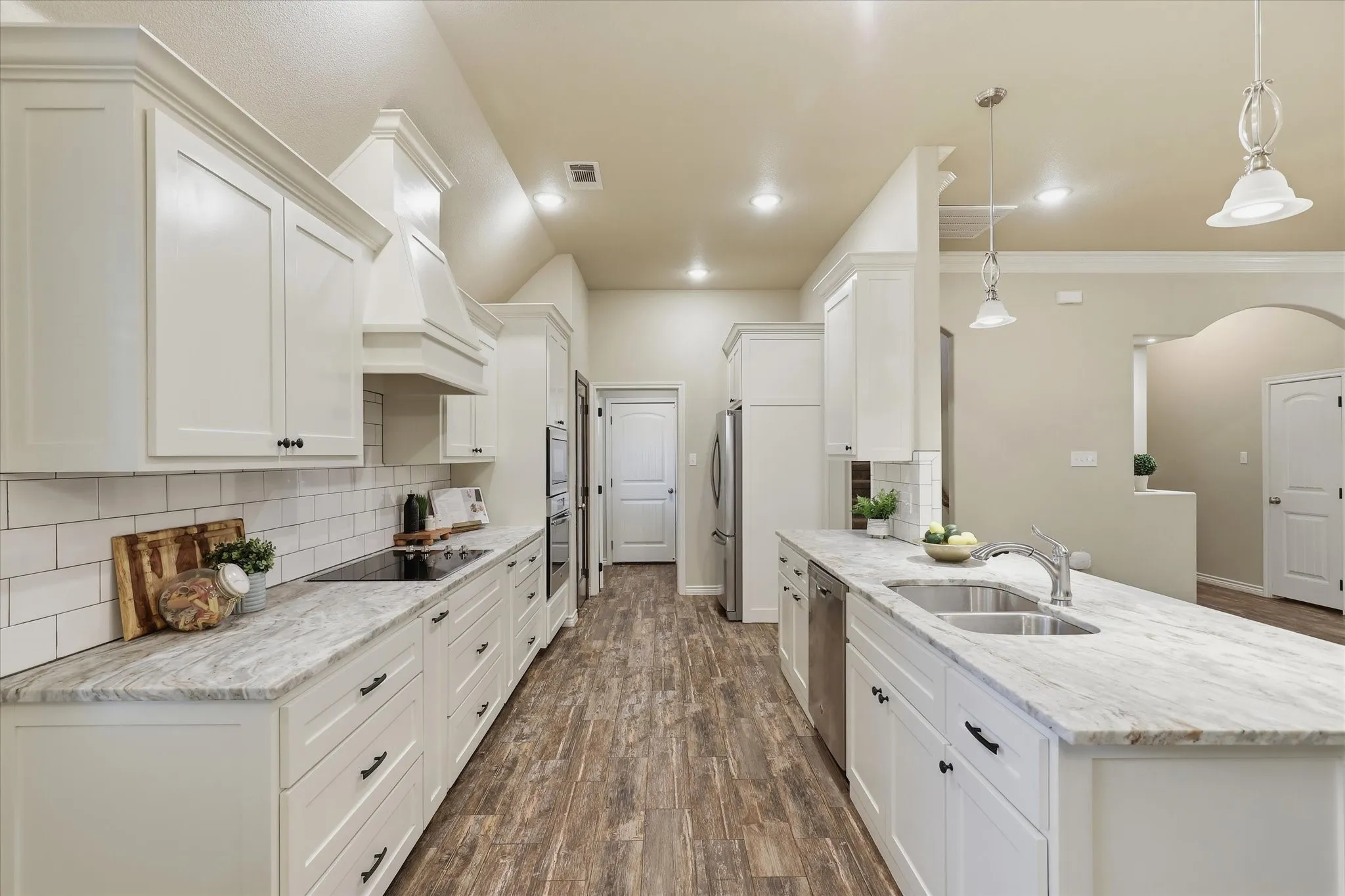 Single Family Residence For Sale in Tarrant County , 603 Oaklawn Drive, River Oaks, Texas 76114, 4 Bedroom, 3 Bathroom, 2 Garage spaces, 1,875 Sqft, built in 2019, mls#21378567, Real Estate Agent in River Oaks, Homes For Sale in Tarrant county, Homes For Sale in River Oaks, Realtor in River Oaks Texas, Real Estate Brokerage Independent Realty Texas, Luminita Cordes Realtor