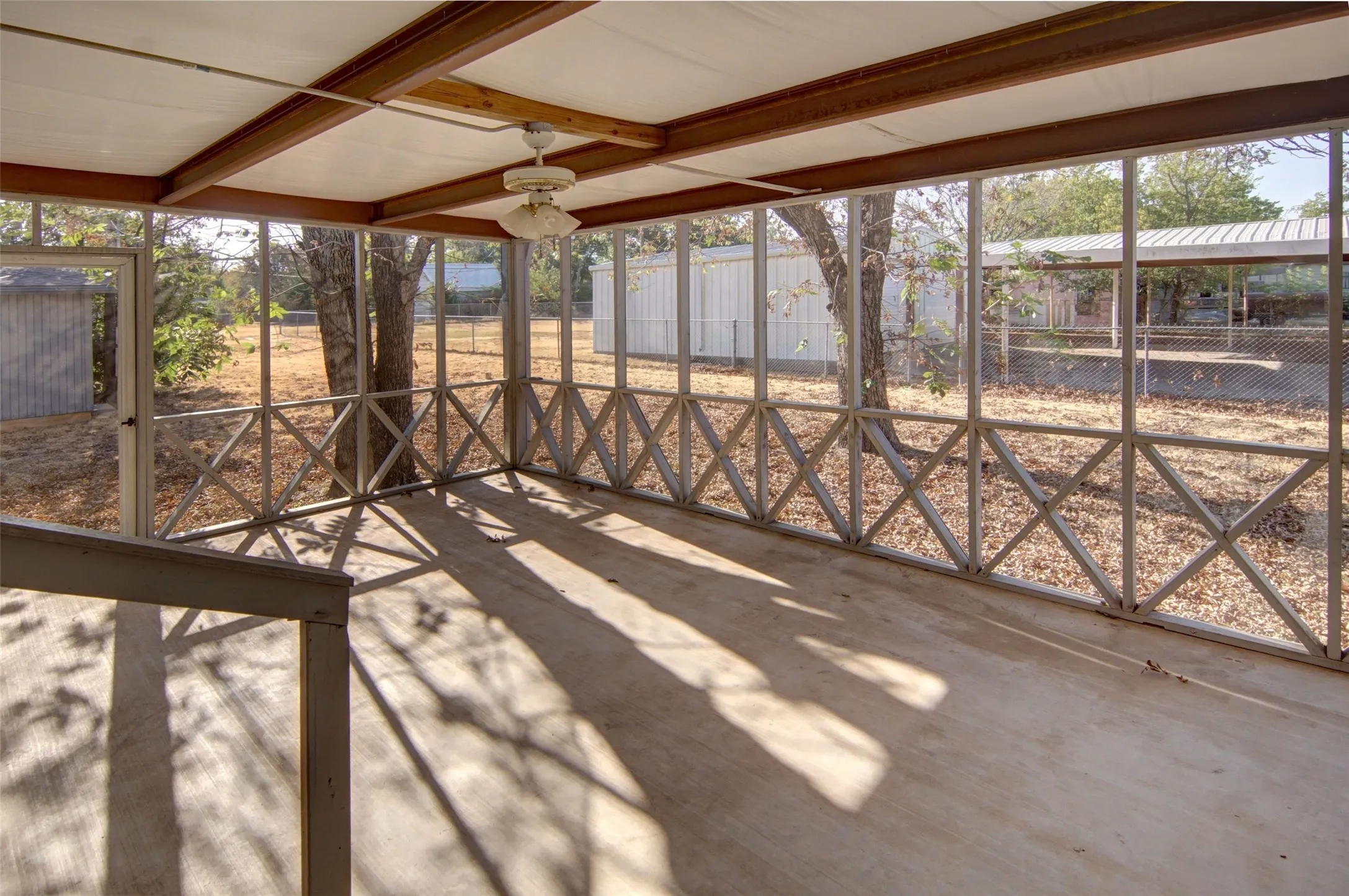 Manufactured Home For Sale in Young County , 1200 1st Street, Graham, Texas 76450, 3 Bedroom, 2 Bathroom, 2 Garage spaces, 1,680 Sqft, built in 2005, mls#21377381, Real Estate Agent in Graham, Homes For Sale in Young county, Homes For Sale in Graham, Realtor in Graham Texas, Real Estate Brokerage Independent Realty Texas, Luminita Cordes Realtor
