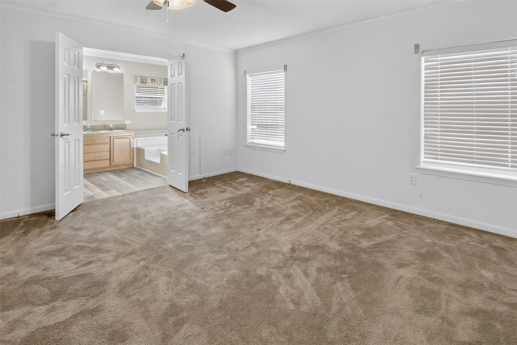 Manufactured Home For Sale in Young County , 1200 1st Street, Graham, Texas 76450, 3 Bedroom, 2 Bathroom, 2 Garage spaces, 1,680 Sqft, built in 2005, mls#21377381, Real Estate Agent in Graham, Homes For Sale in Young county, Homes For Sale in Graham, Realtor in Graham Texas, Real Estate Brokerage Independent Realty Texas, Luminita Cordes Realtor