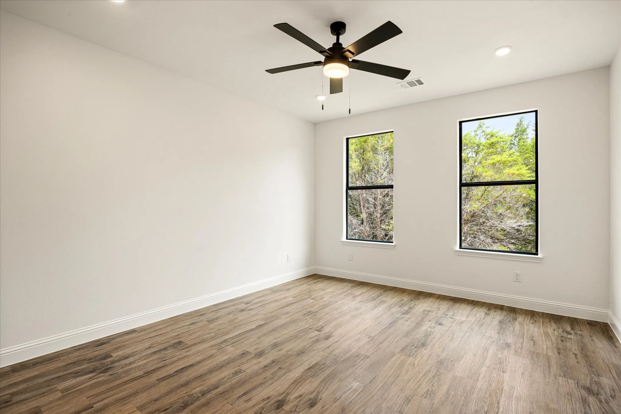 Single Family Residence For Rent in Hood County , 5714 Barkridge Drive, Granbury, Texas 76048, 3 Bedroom, 2 Bathroom, 1 Garage spaces, 1,443 Sqft, built in 2025, mls#21350019, Real Estate Agent in Granbury, Homes For Rent in Hood county, Homes For Rent in Granbury, Realtor in Granbury Texas, Real Estate Brokerage Independent Realty Texas, Luminita Cordes Realtor