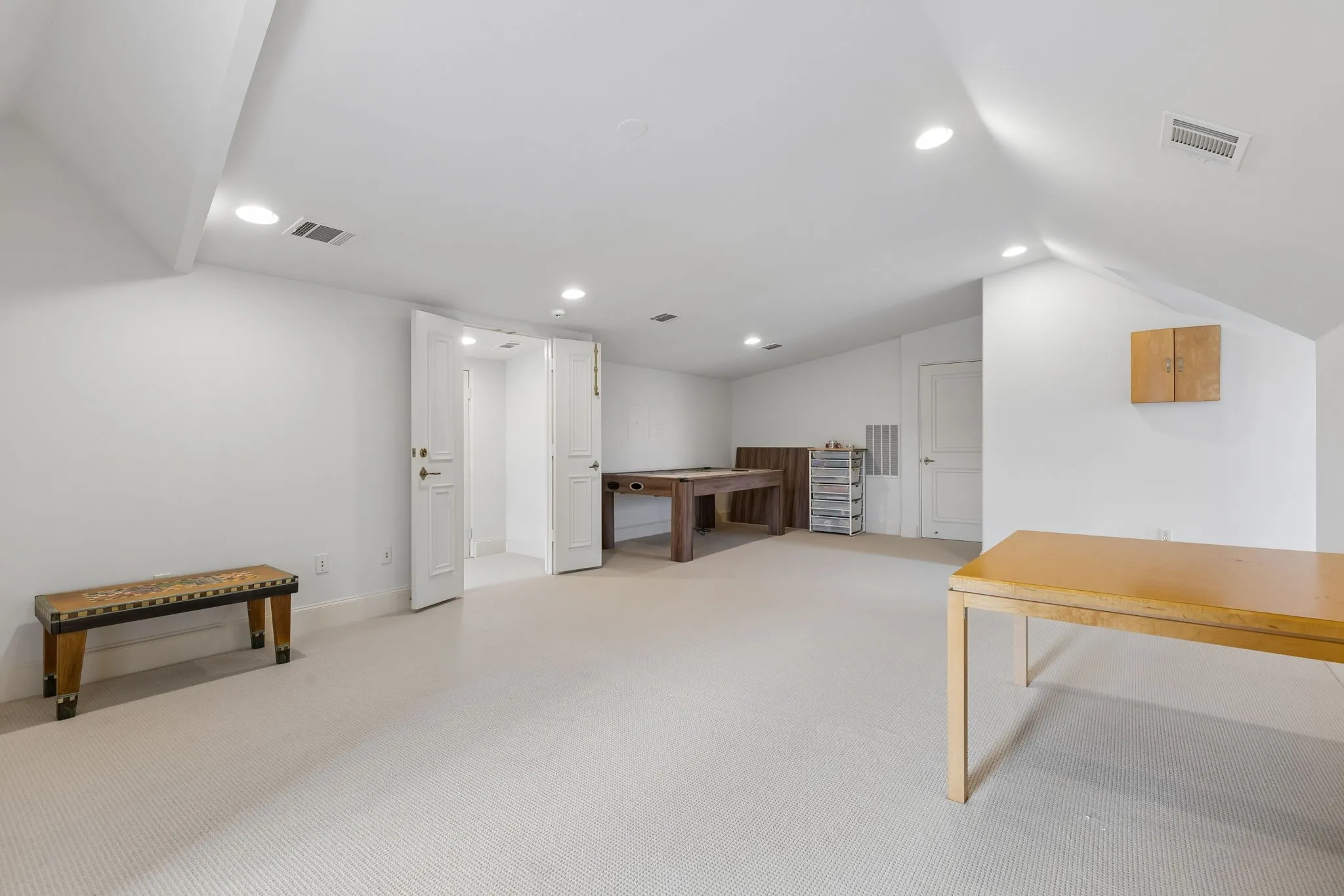 Third Floor - abundance of space and storage.