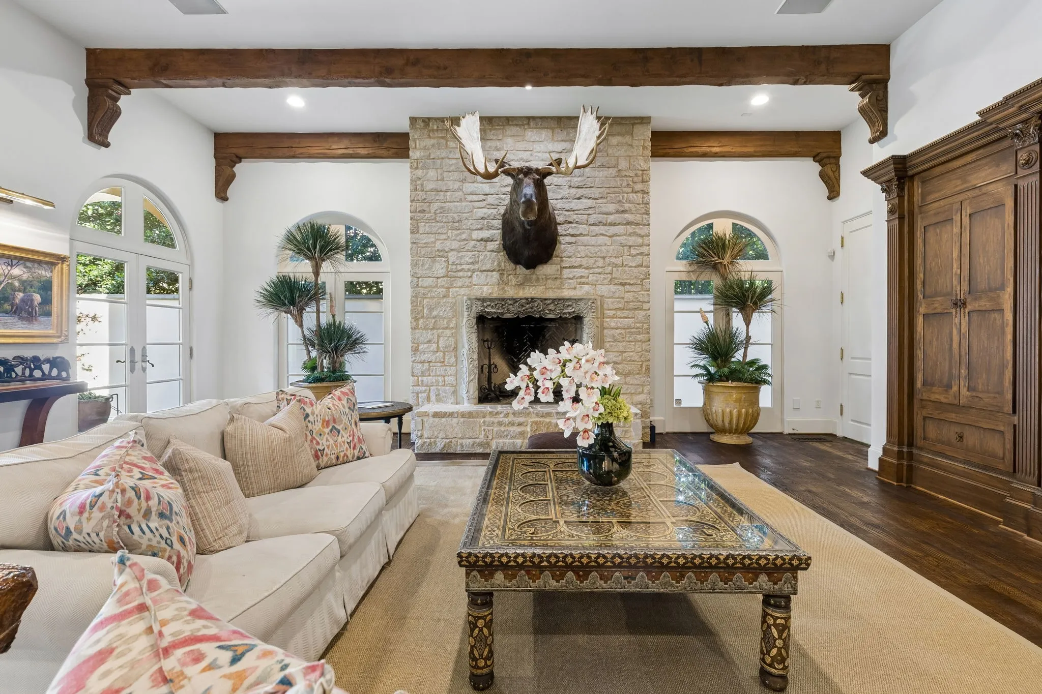 Comfortable, spacious family room