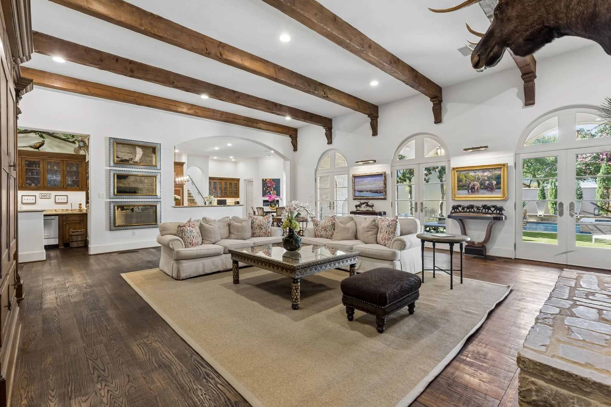 Single Family Residence For Sale in Dallas County , 3516 Beverly Drive, Highland Park, Texas 75205, 5 Bedroom, 7 Bathroom, 3 Garage spaces, 9,084 Sqft, built in 1997, mls#21380217, Real Estate Agent in Highland Park, Homes For Sale in Dallas county, Homes For Sale in Highland Park, Realtor in Highland Park Texas, Real Estate Brokerage Independent Realty Texas, Luminita Cordes Realtor