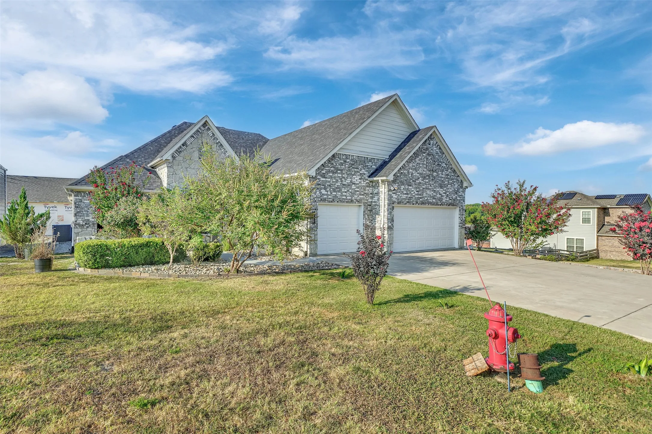 Single Family Residence For Sale in Collin County , 701 Overland Trail, Mc Kinney, Texas 75071, 4 Bedroom, 3 Bathroom, 3 Garage spaces, 2,433 Sqft, built in 2016, mls#21374632, Real Estate Agent in Mc Kinney, Homes For Sale in Collin county, Homes For Sale in Mc Kinney, Realtor in Mc Kinney Texas, Real Estate Brokerage Independent Realty Texas, Luminita Cordes Realtor