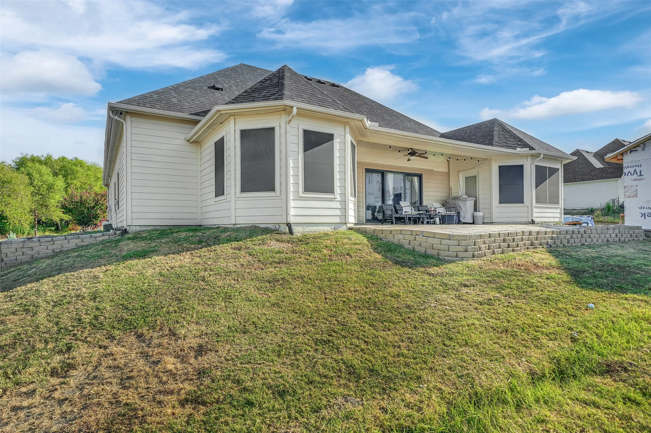 Single Family Residence For Sale in Collin County , 701 Overland Trail, Mc Kinney, Texas 75071, 4 Bedroom, 3 Bathroom, 3 Garage spaces, 2,433 Sqft, built in 2016, mls#21374632, Real Estate Agent in Mc Kinney, Homes For Sale in Collin county, Homes For Sale in Mc Kinney, Realtor in Mc Kinney Texas, Real Estate Brokerage Independent Realty Texas, Luminita Cordes Realtor