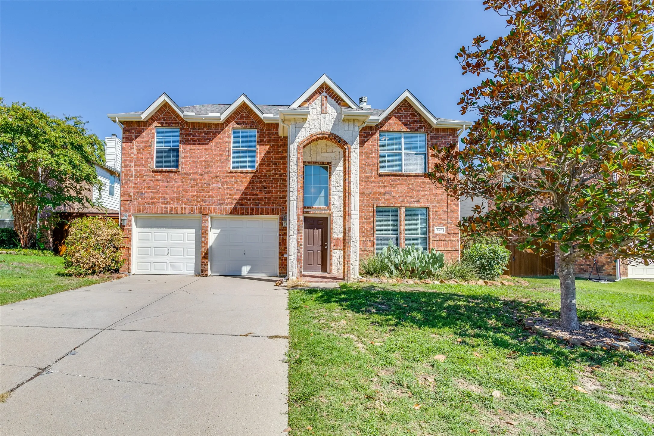 Single Family Residence For Rent in Collin County , 1313 Cedar Branch Drive, Wylie, Texas 75098, 3 Bedroom, 3 Bathroom, 2 Garage spaces, 2,064 Sqft, built in 2005, mls#21380445, Real Estate Agent in Wylie, Homes For Rent in Collin county, Homes For Rent in Wylie, Realtor in Wylie Texas, Real Estate Brokerage Independent Realty Texas, Luminita Cordes Realtor